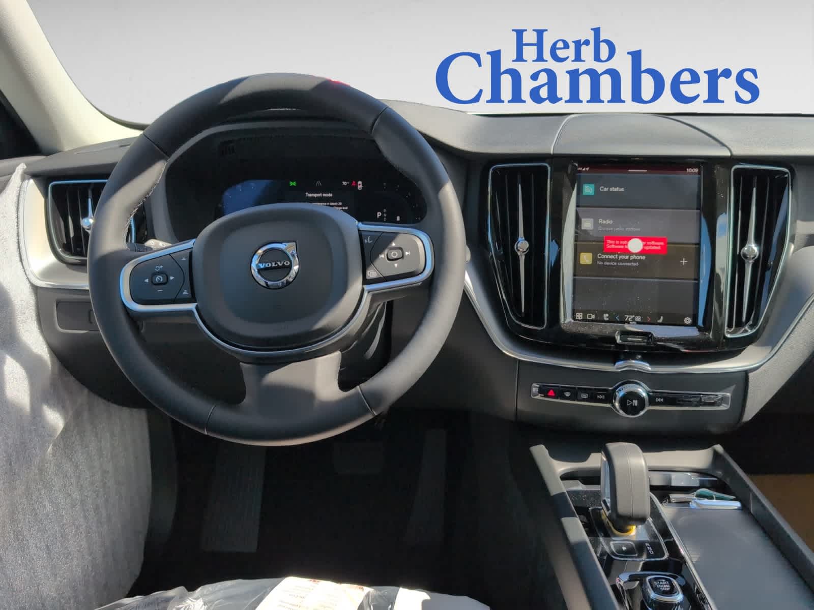 new 2025 Volvo XC60 car, priced at $50,300