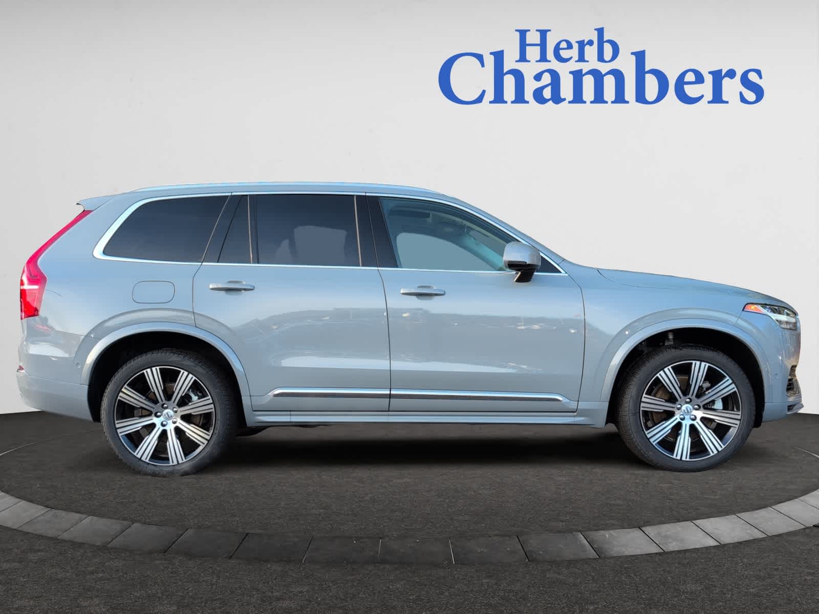 new 2025 Volvo XC90 plug-in hybrid car, priced at $81,765