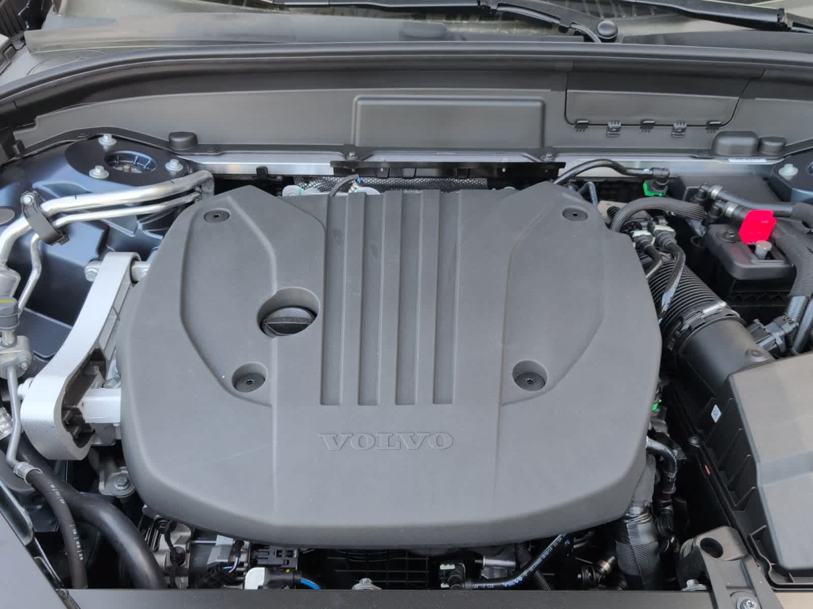 new 2025 Volvo XC60 car, priced at $55,360