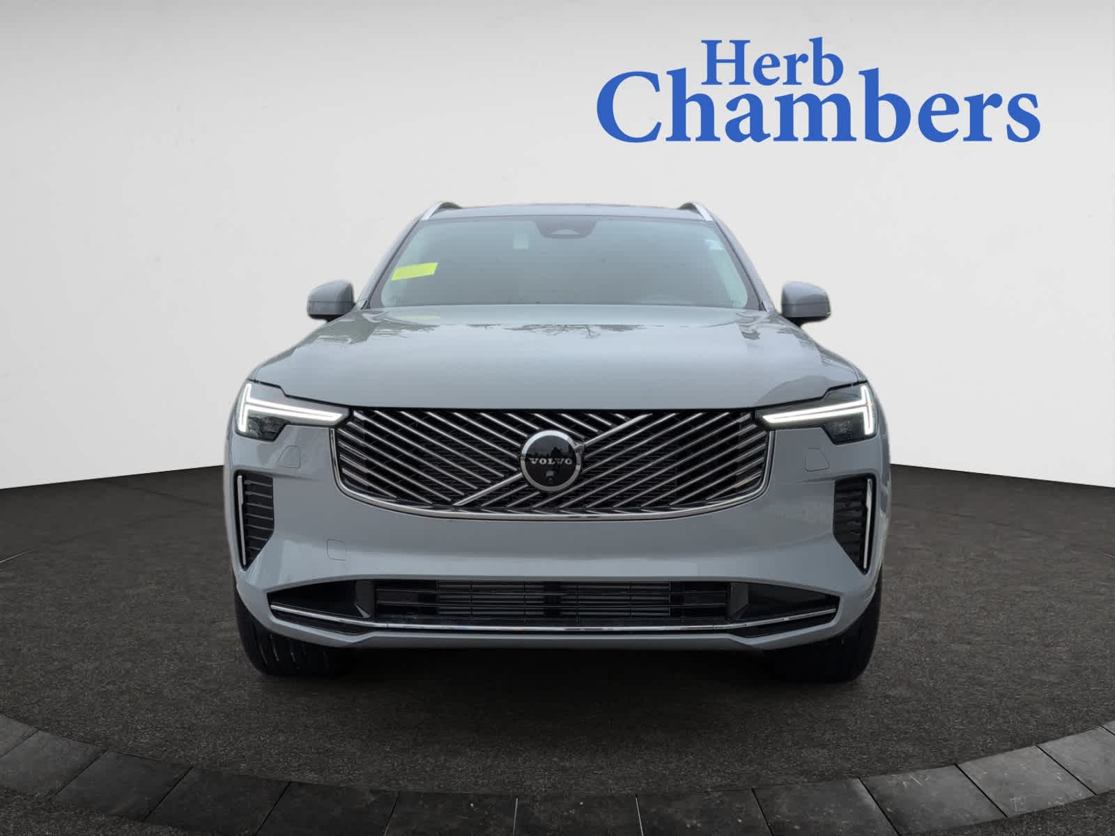 new 2025 Volvo XC90 plug-in hybrid car, priced at $82,365