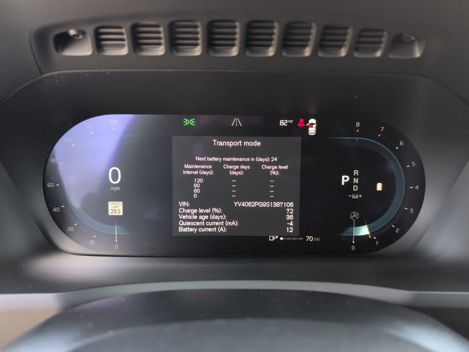 new 2025 Volvo XC90 car, priced at $72,345