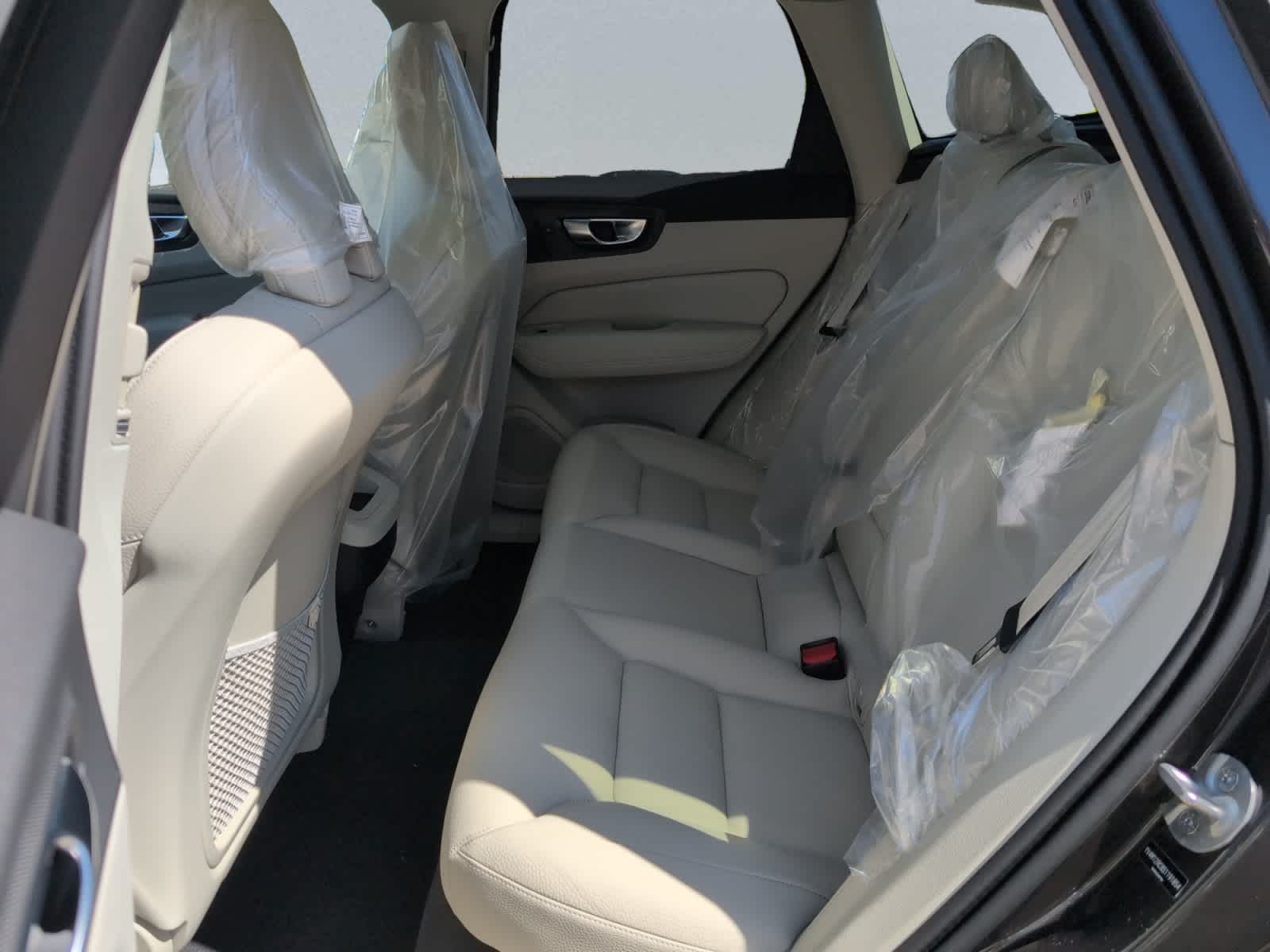 new 2025 Volvo XC60 car, priced at $56,505