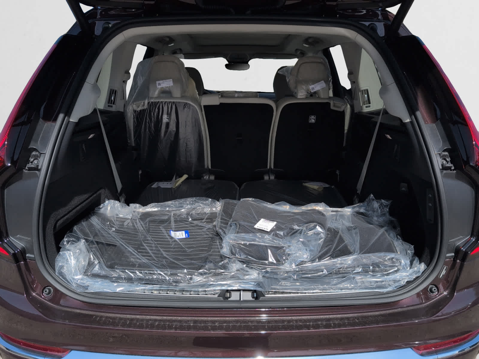 new 2025 Volvo XC90 car, priced at $79,845