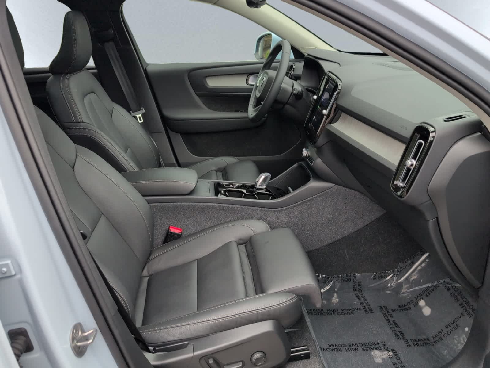 used 2024 Volvo XC40 car, priced at $41,998