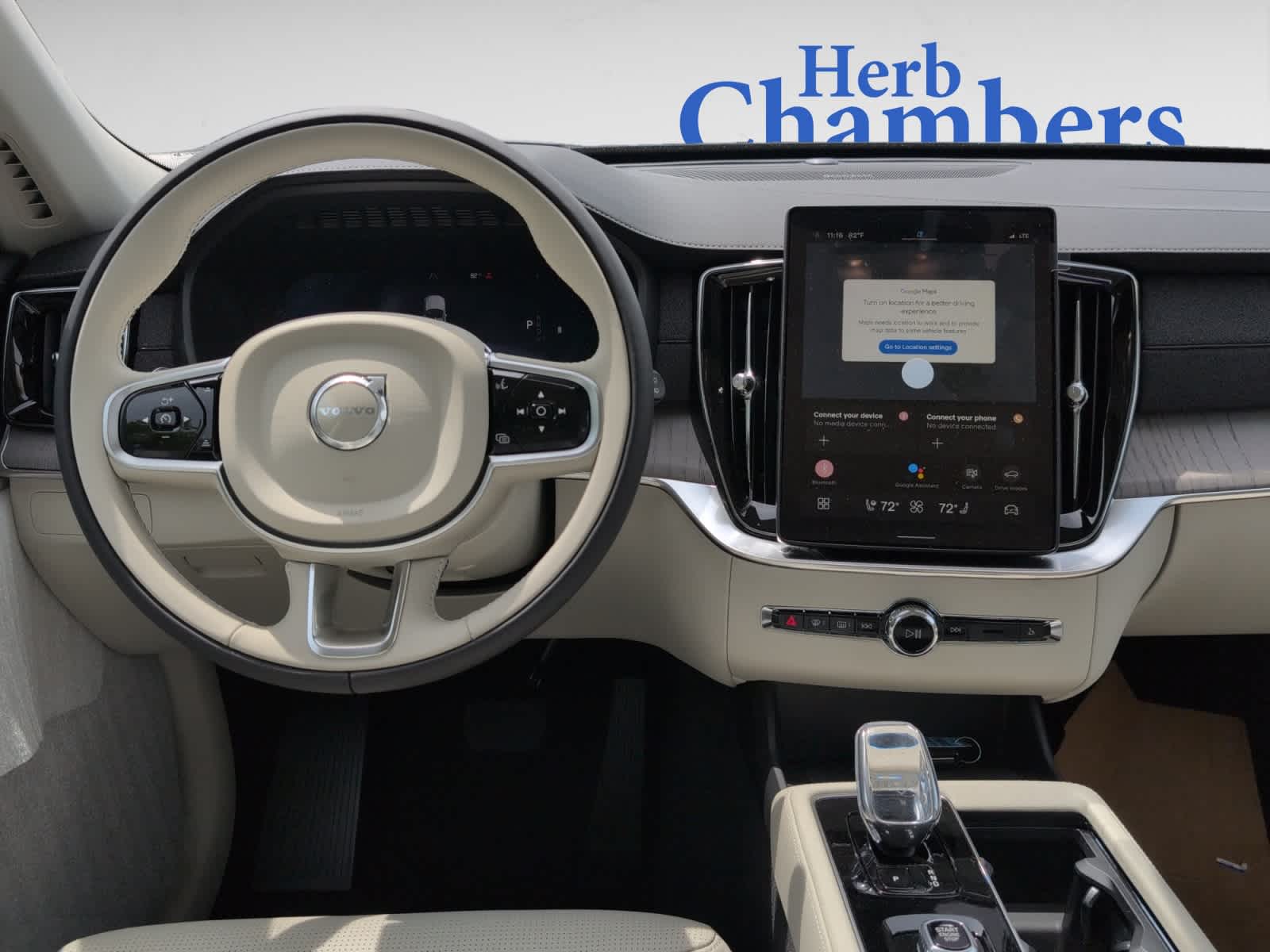 new 2025 Volvo XC90 car, priced at $73,085