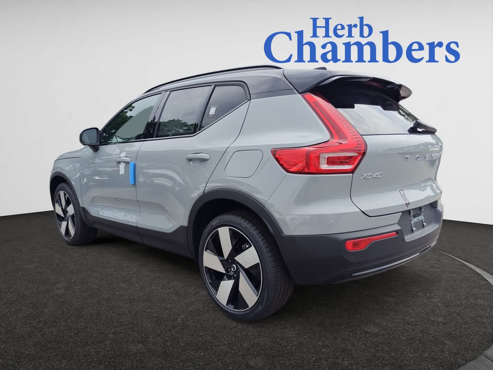 new 2024 Volvo XC40 Recharge Pure Electric car, priced at $61,025