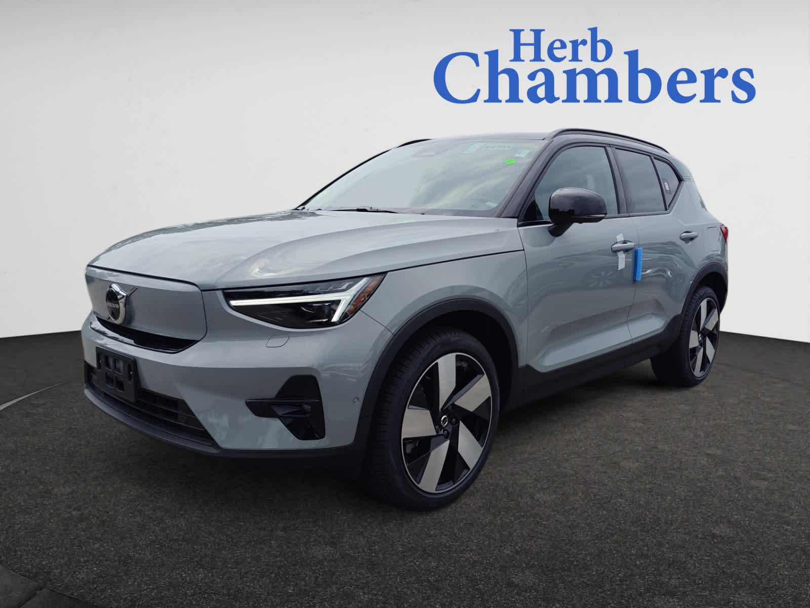 new 2024 Volvo XC40 Recharge Pure Electric car, priced at $61,025