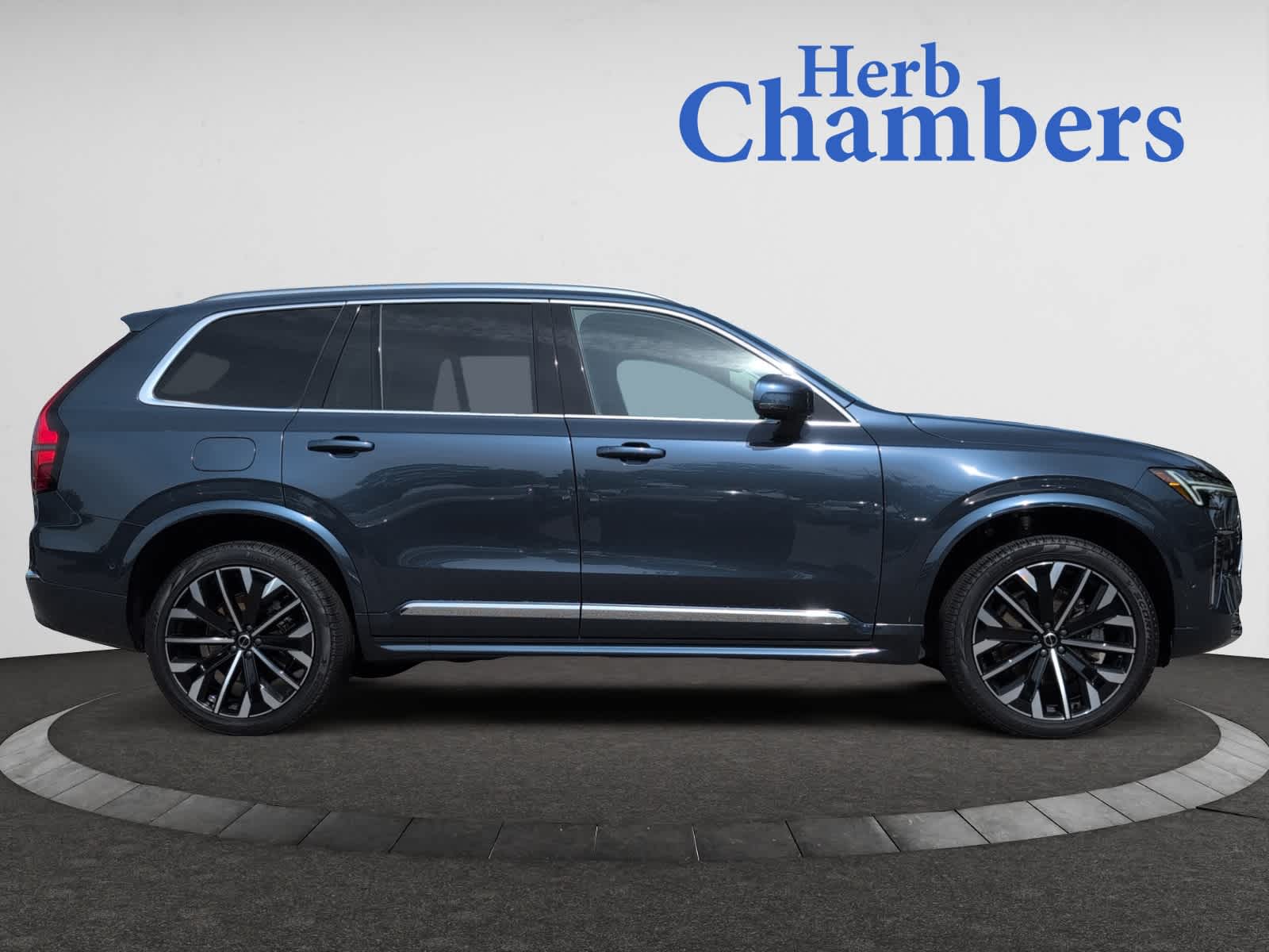 new 2025 Volvo XC90 car, priced at $65,555
