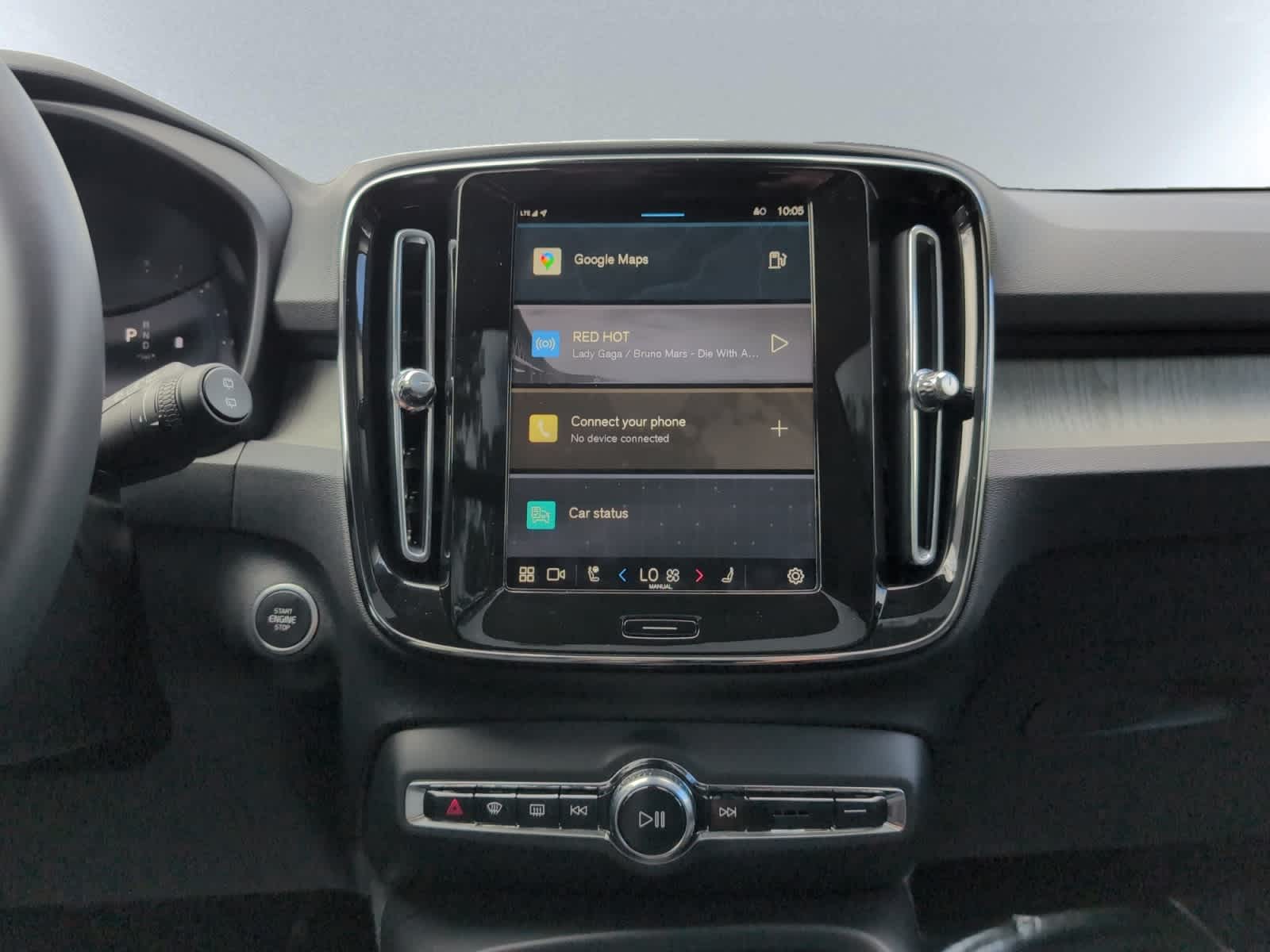 used 2024 Volvo XC40 B5 A ULT car, priced at $44,998
