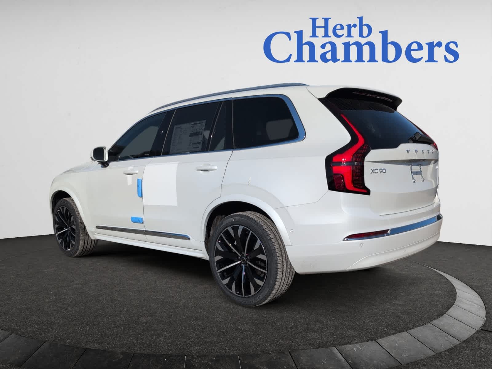 new 2025 Volvo XC90 car, priced at $65,645