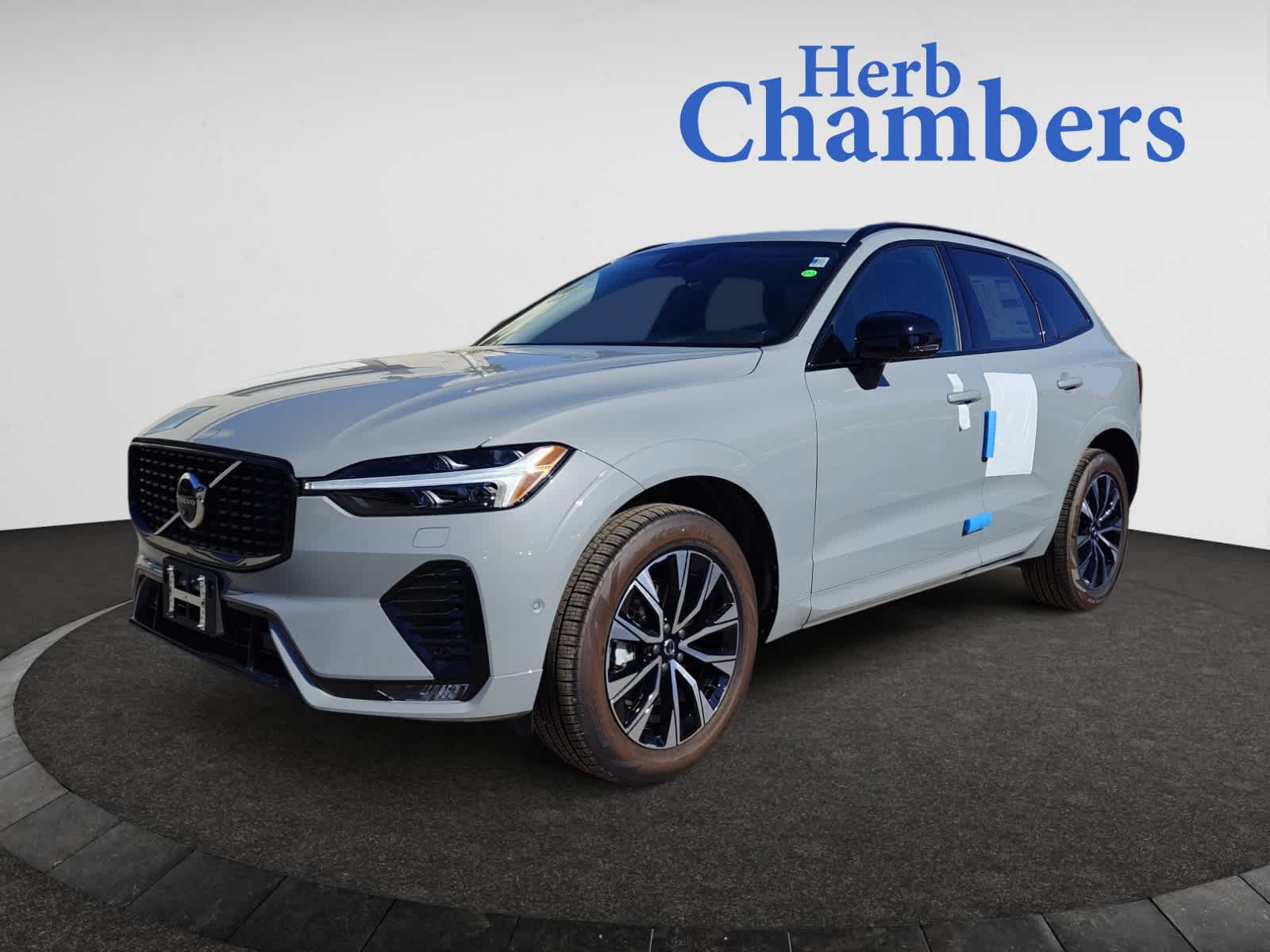 new 2025 Volvo XC60 car, priced at $54,950