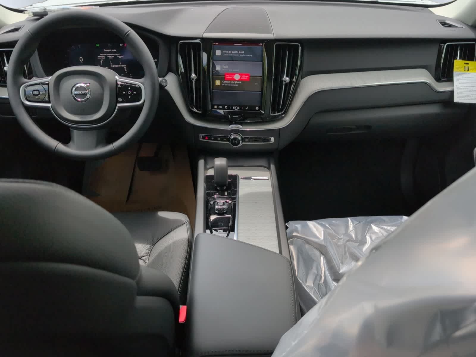 new 2025 Volvo XC60 plug-in hybrid car, priced at $66,260
