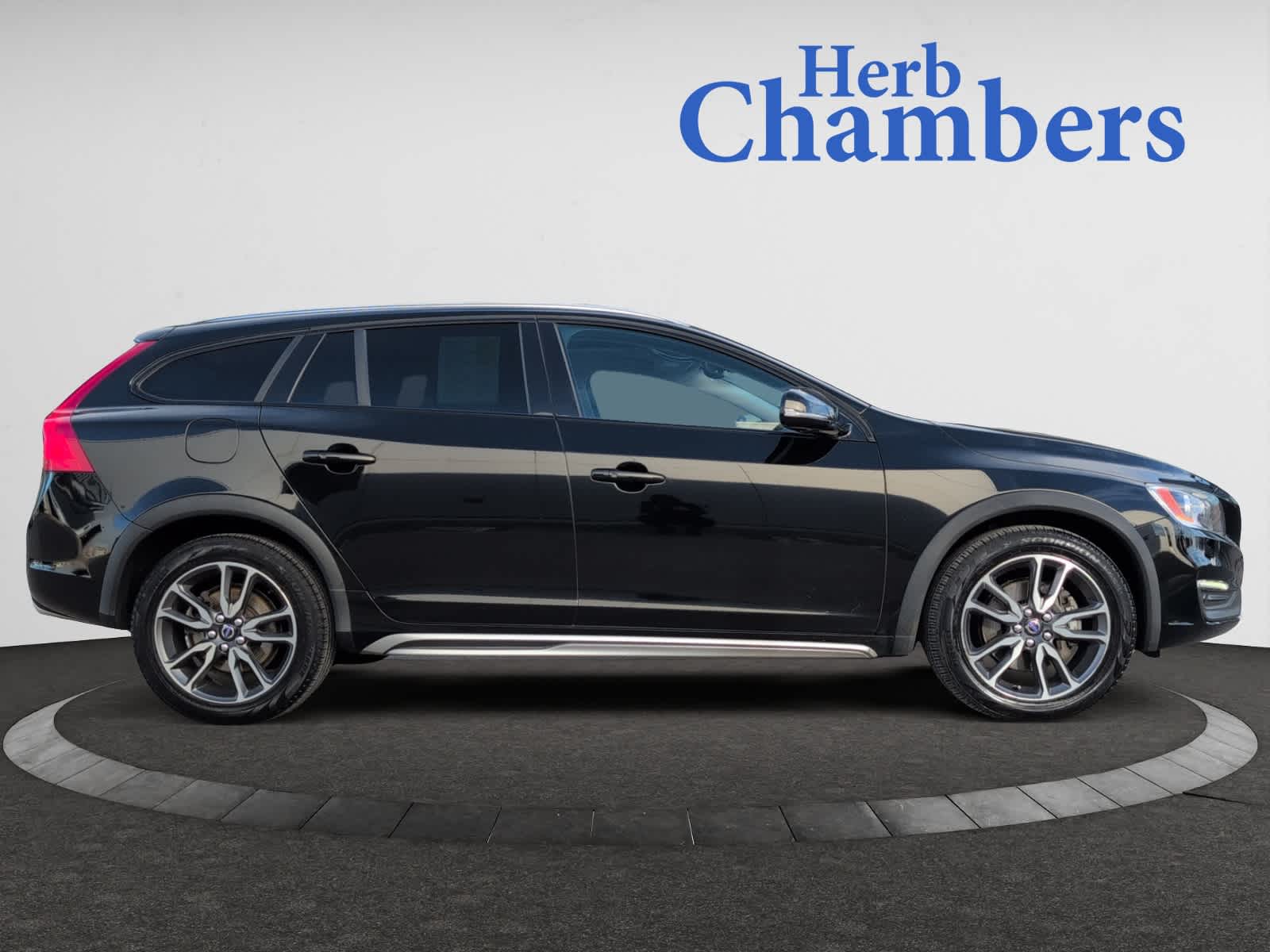 used 2015 Volvo V60 Cross Country car, priced at $13,998