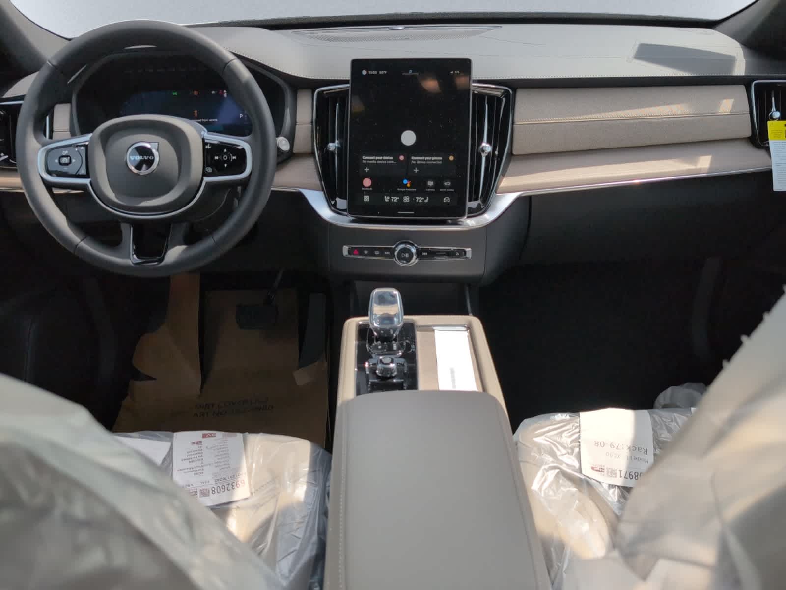 new 2025 Volvo XC90 car, priced at $66,385