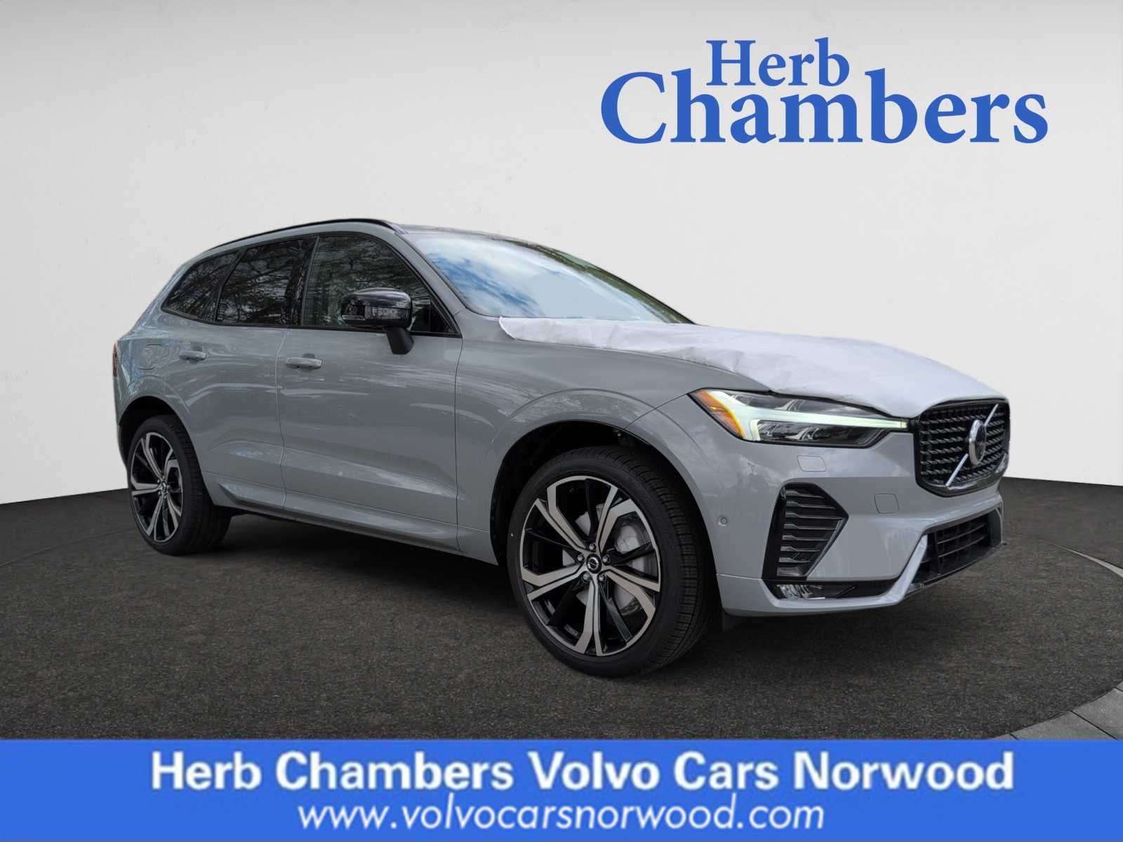 new 2025 Volvo XC60 car, priced at $61,400