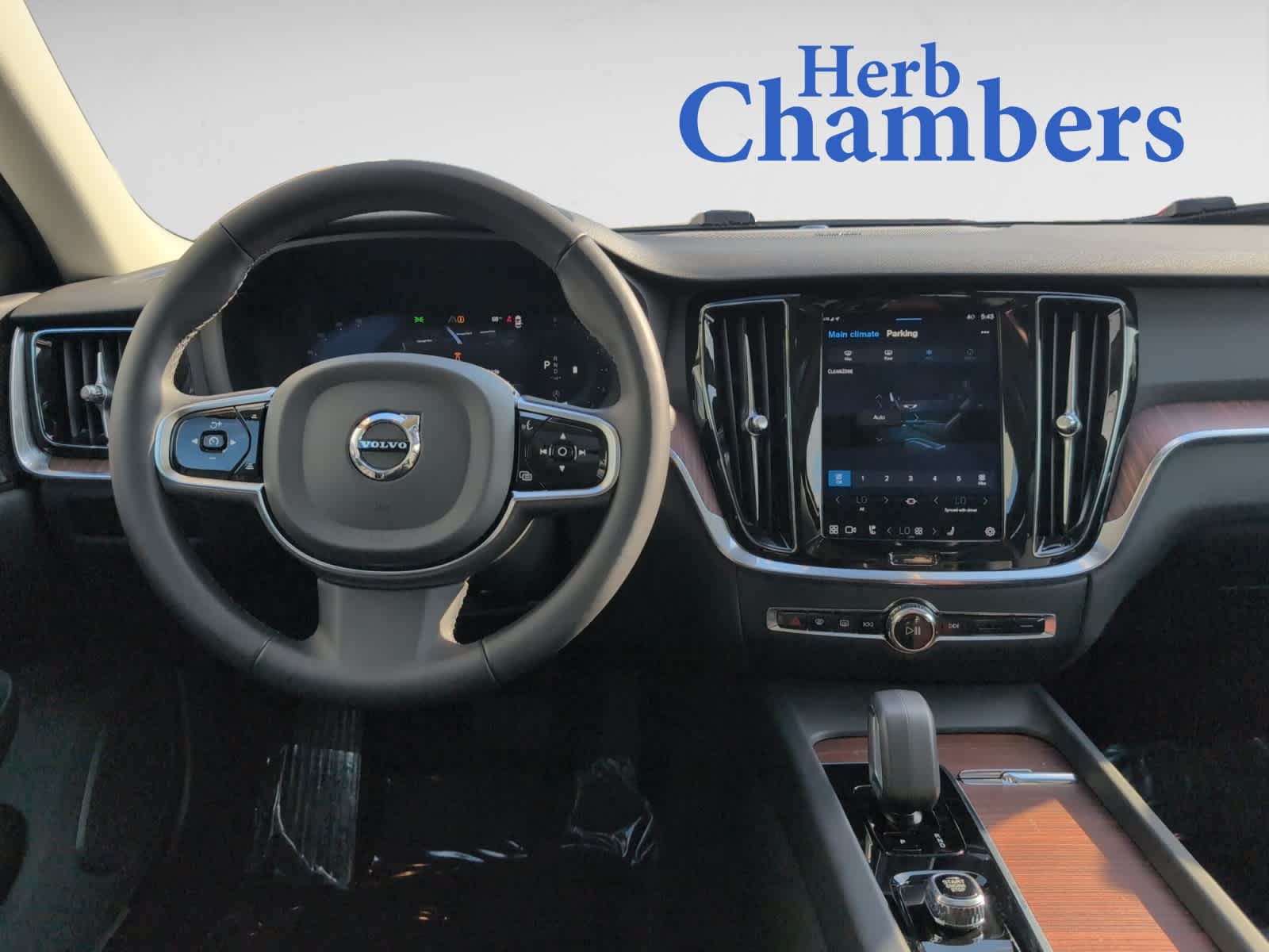 new 2024 Volvo S60 car, priced at $51,925