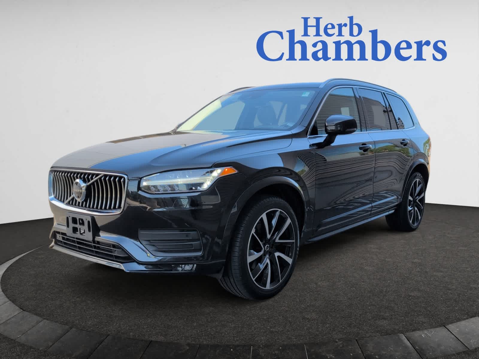 used 2022 Volvo XC90 car, priced at $42,998