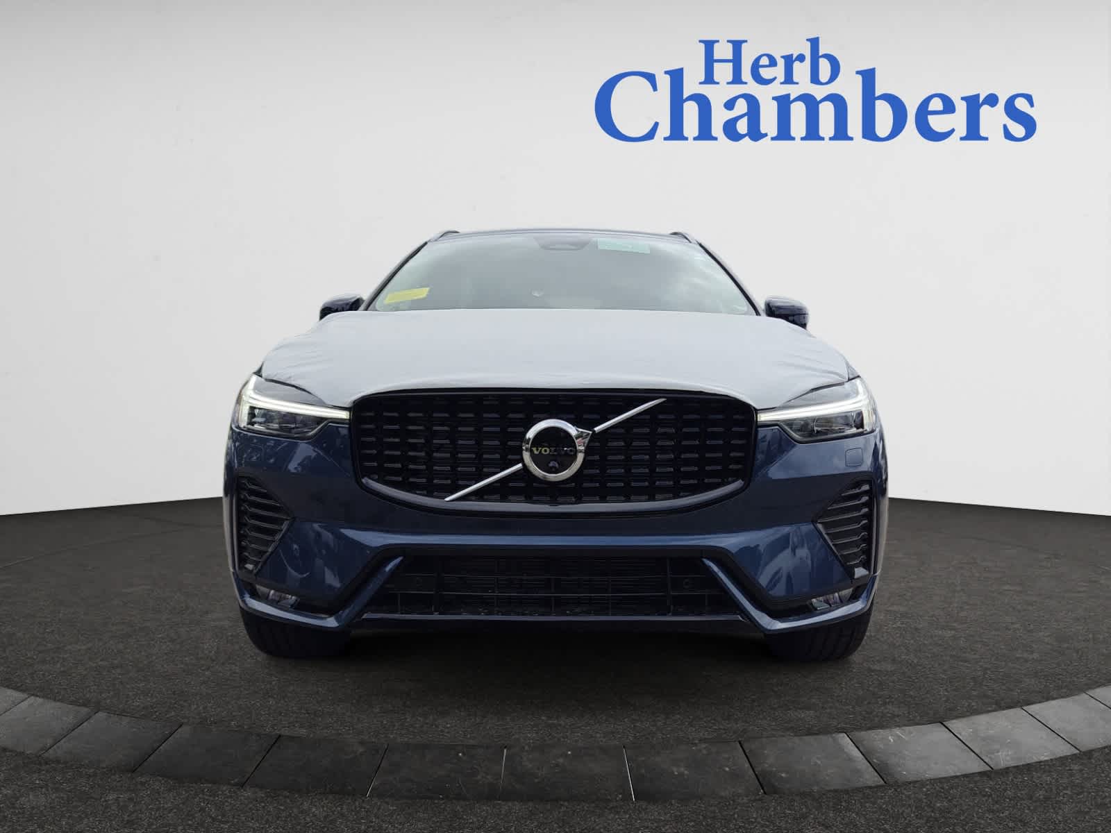 new 2024 Volvo XC60 car, priced at $55,345