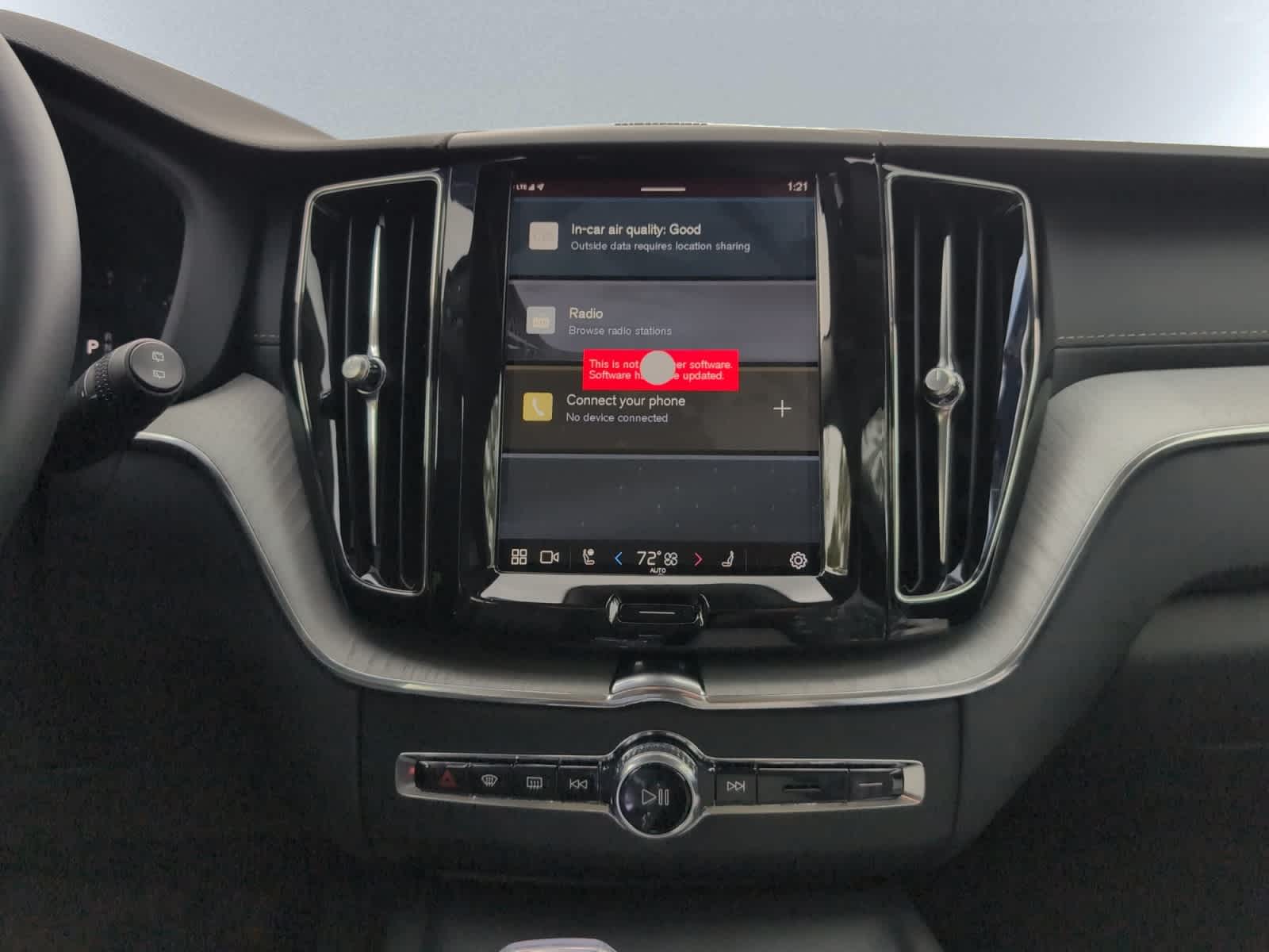 new 2025 Volvo XC60 car, priced at $61,400