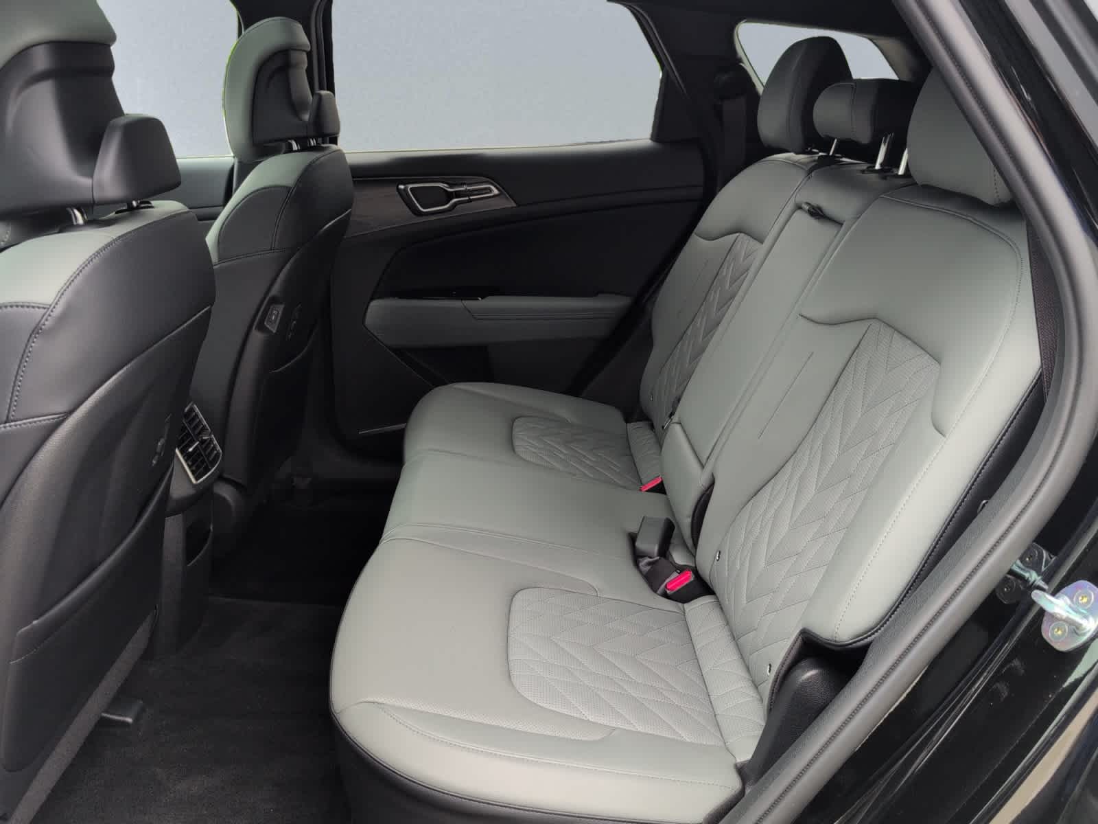 used 2023 Kia Sportage Plug-In Hybrid car, priced at $33,998