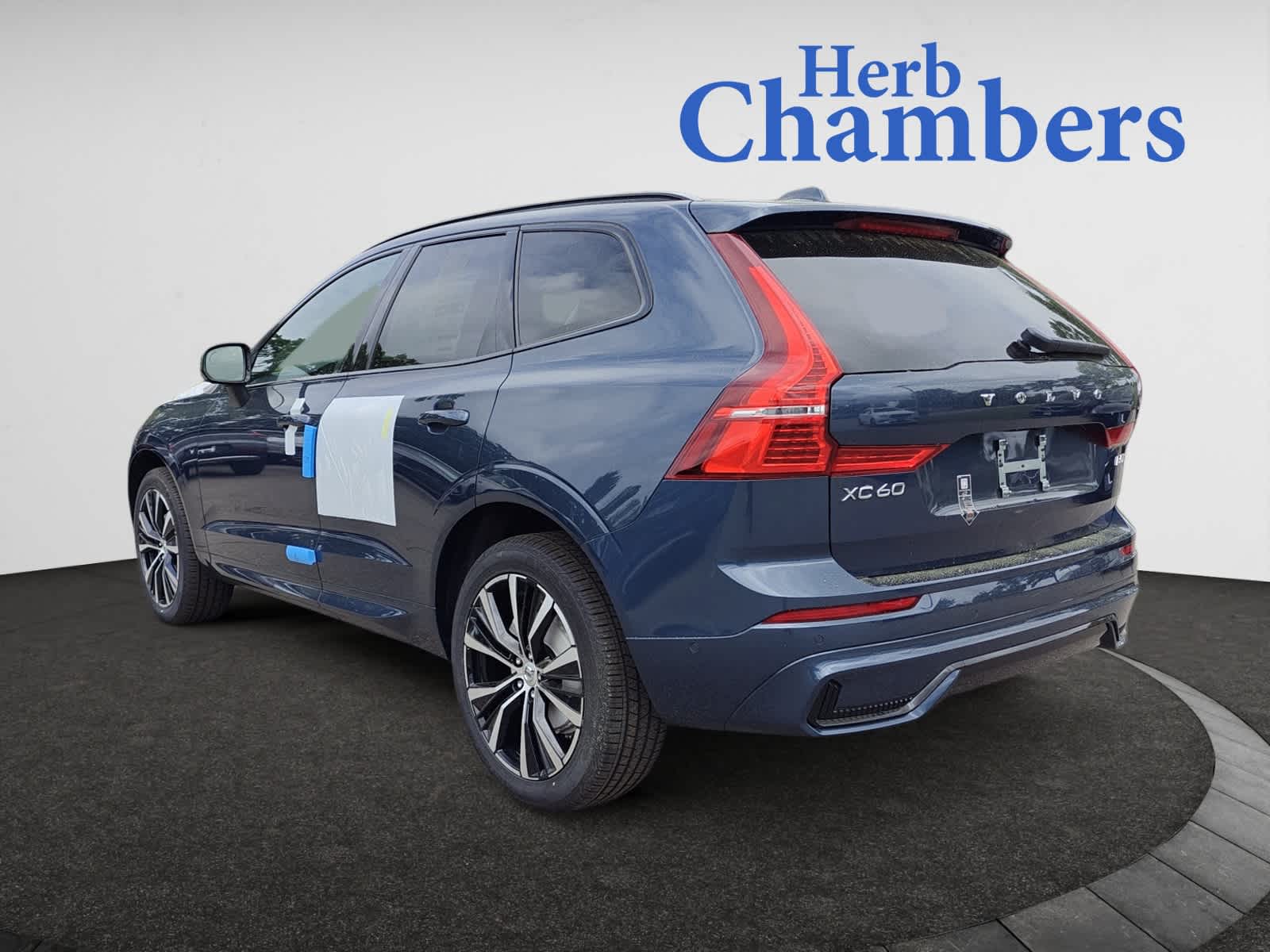 new 2024 Volvo XC60 car, priced at $55,345