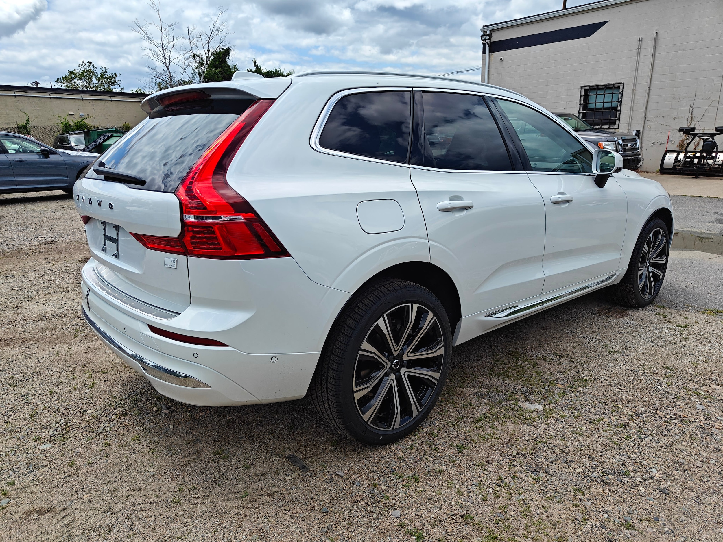 new 2023 Volvo XC60 Recharge Plug-In Hybrid car, priced at $76,635