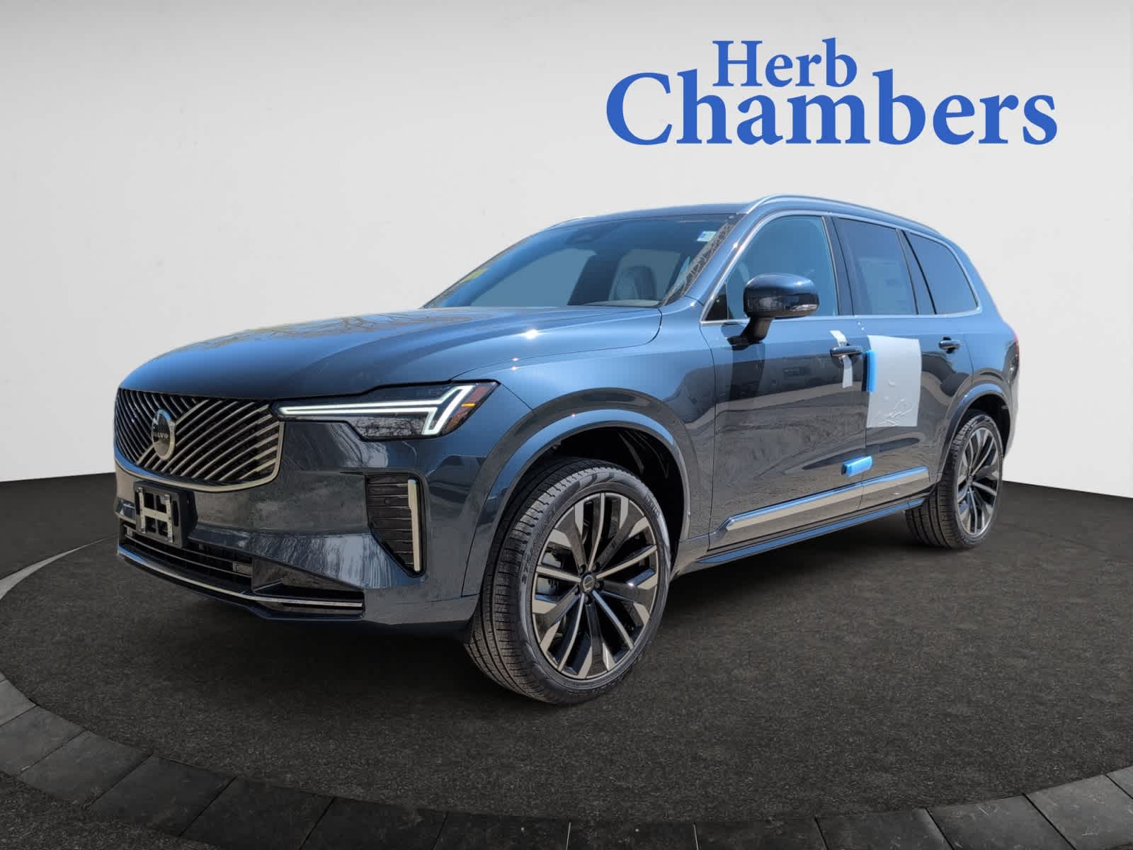 new 2025 Volvo XC90 car, priced at $60,545