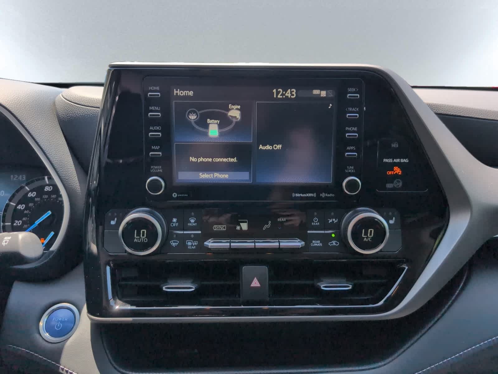 used 2020 Toyota Highlander Hybrid car, priced at $33,998