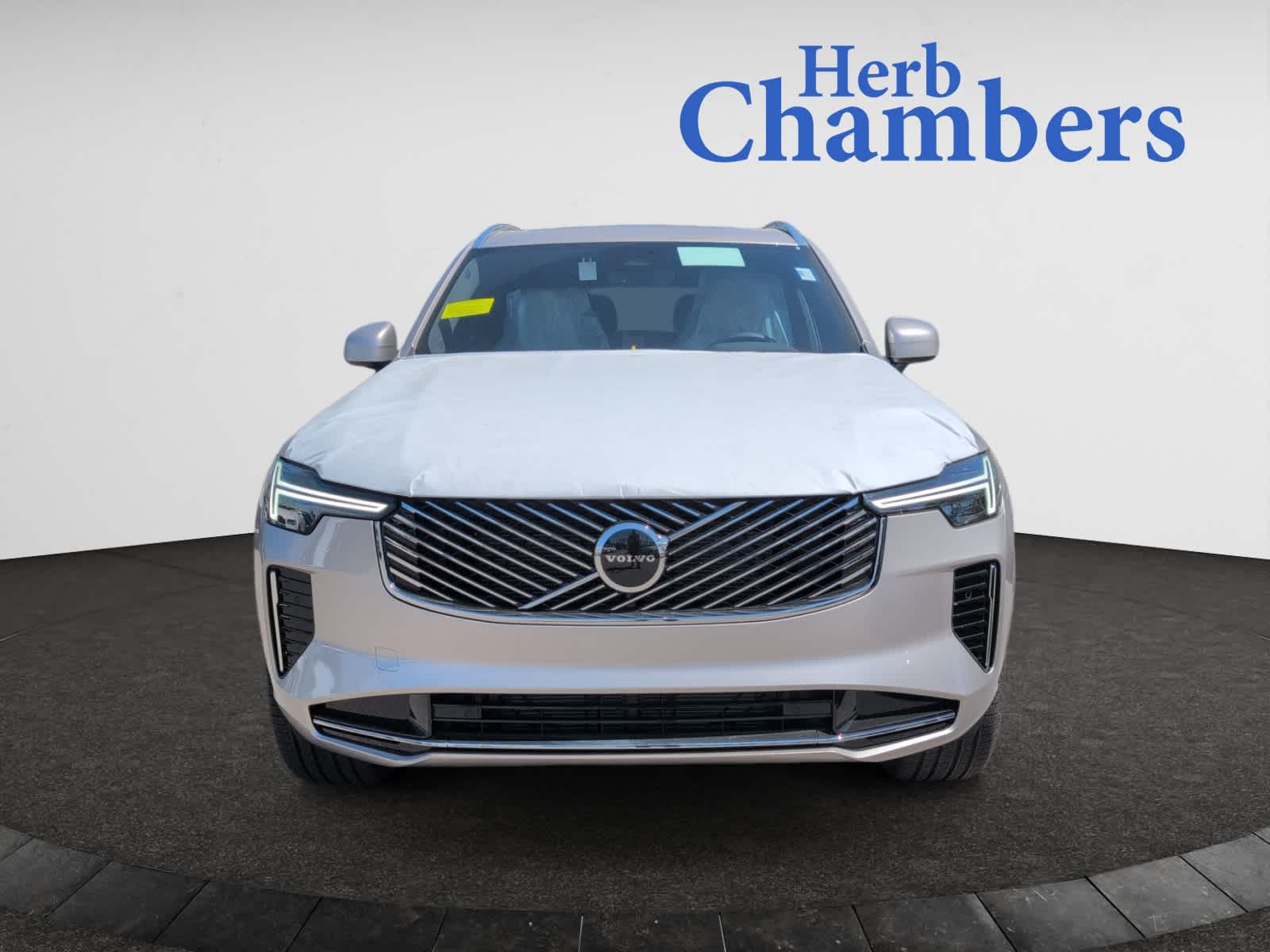 new 2025 Volvo XC90 car, priced at $60,545