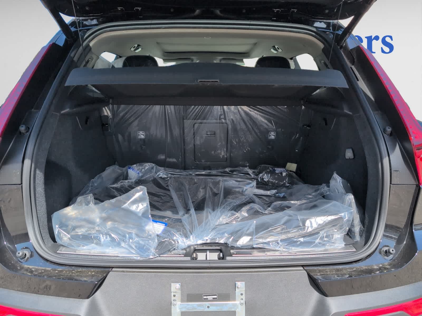 new 2025 Volvo XC40 car, priced at $48,335