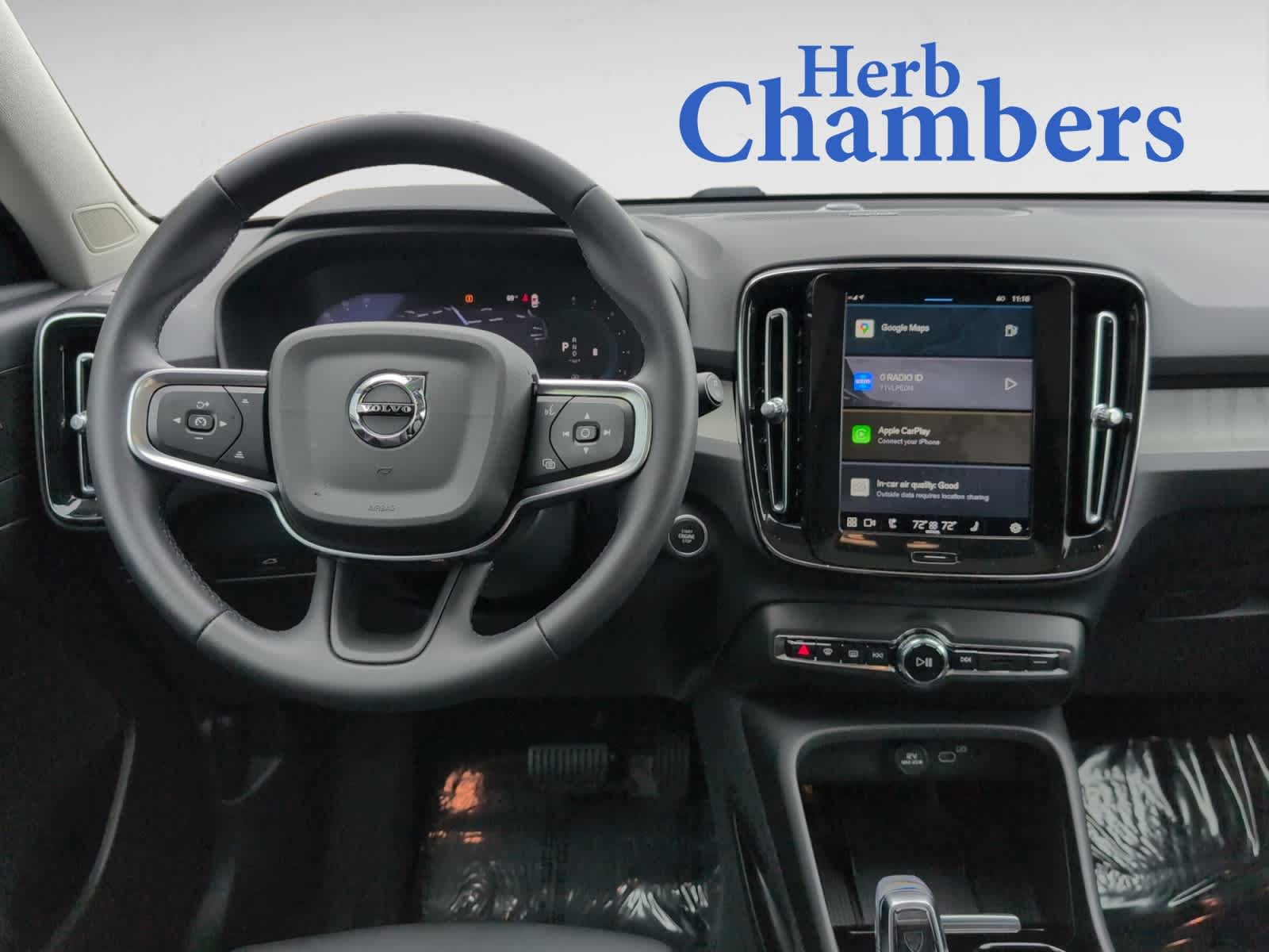 new 2024 Volvo XC40 car, priced at $51,130