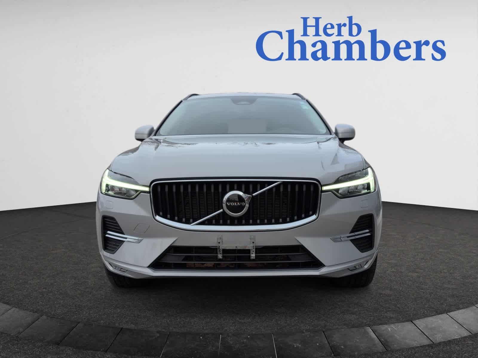 used 2022 Volvo XC60 car, priced at $32,998