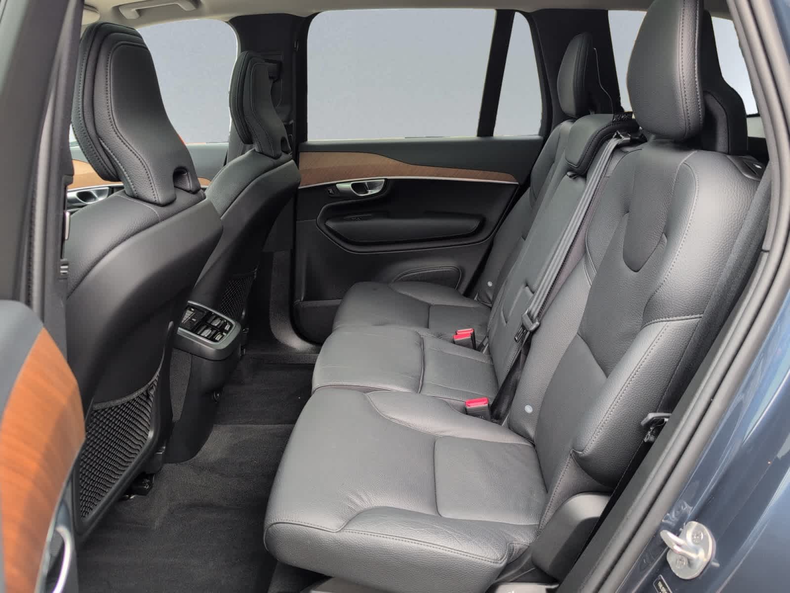 used 2024 Volvo XC90 car, priced at $53,998