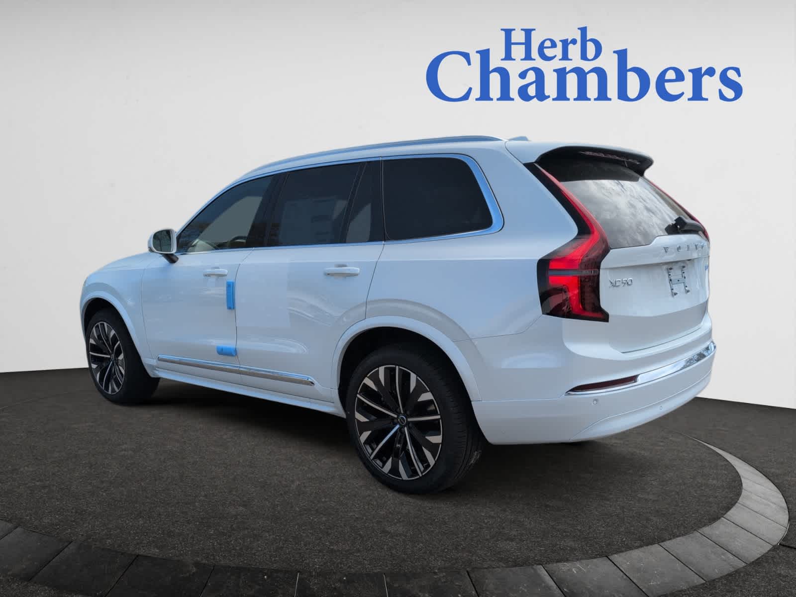 new 2025 Volvo XC90 car, priced at $60,545