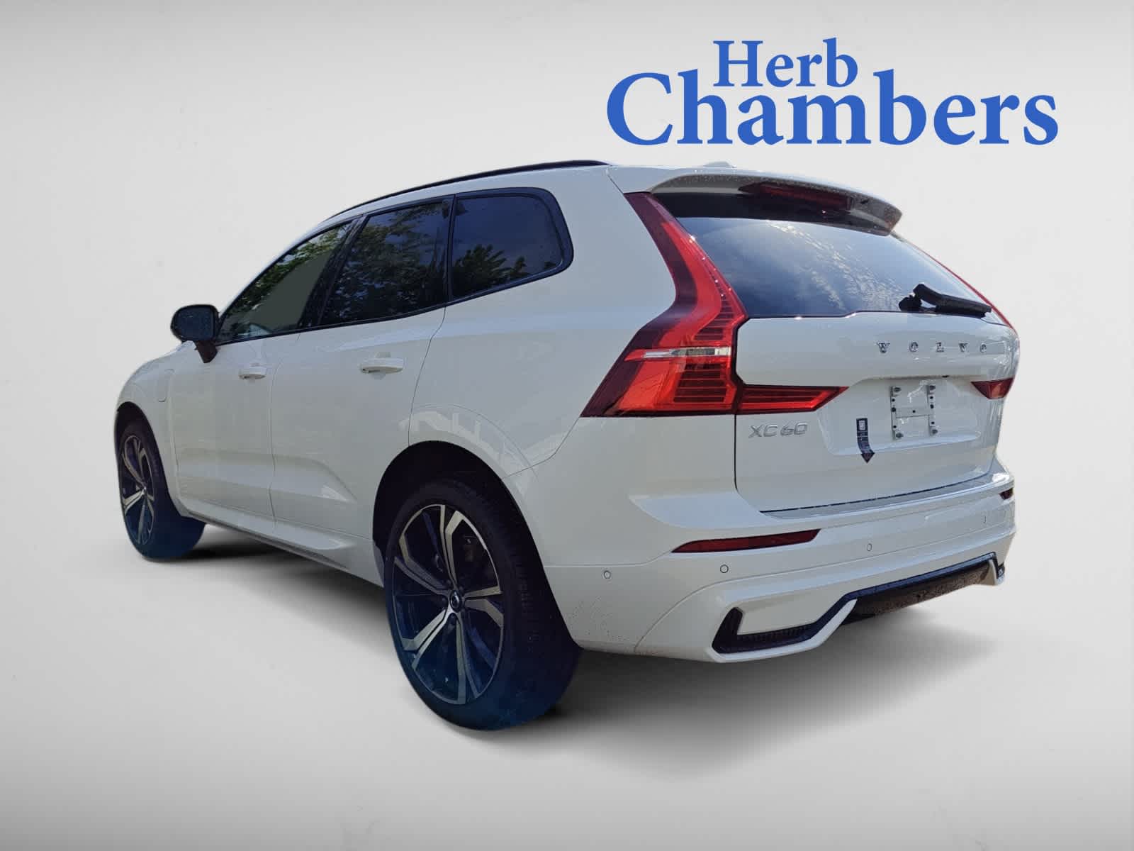 new 2024 Volvo XC60 Recharge Plug-In Hybrid car, priced at $77,075