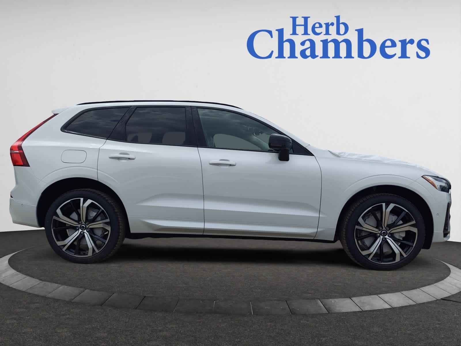 new 2025 Volvo XC60 II car, priced at $71,875