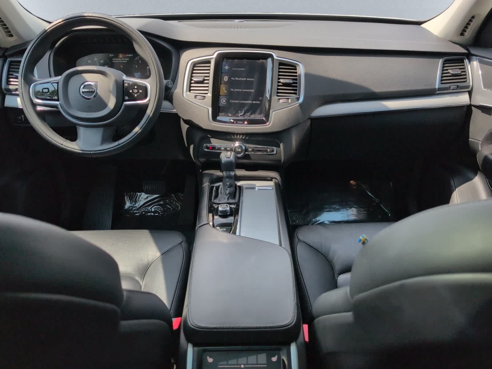 used 2022 Volvo XC90 car, priced at $42,998