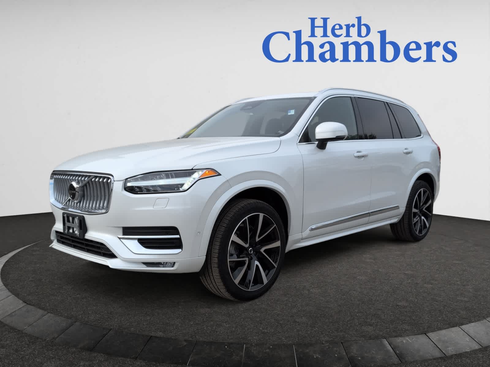 new 2024 Volvo XC90 car, priced at $67,415