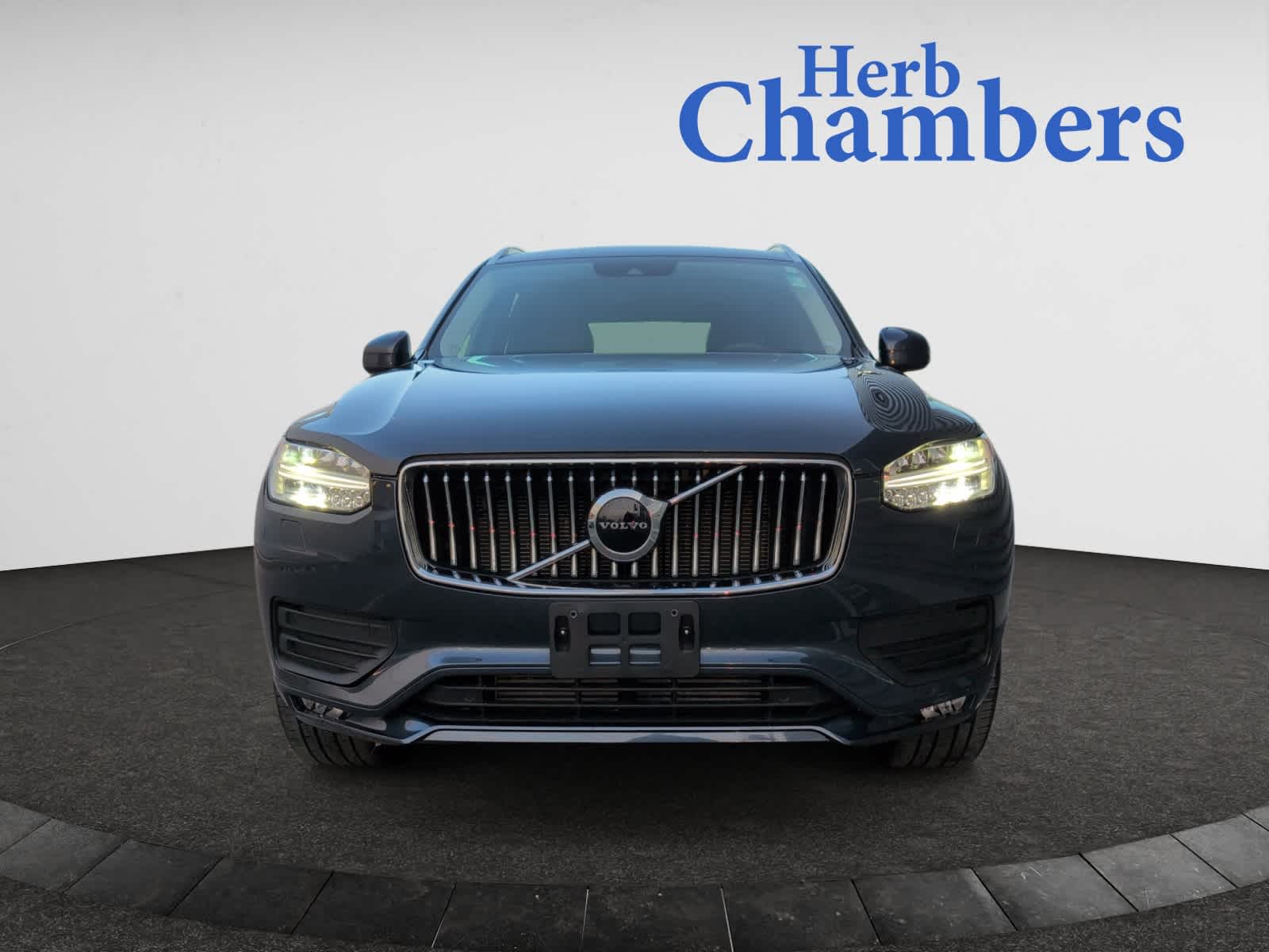 used 2022 Volvo XC90 car, priced at $36,998