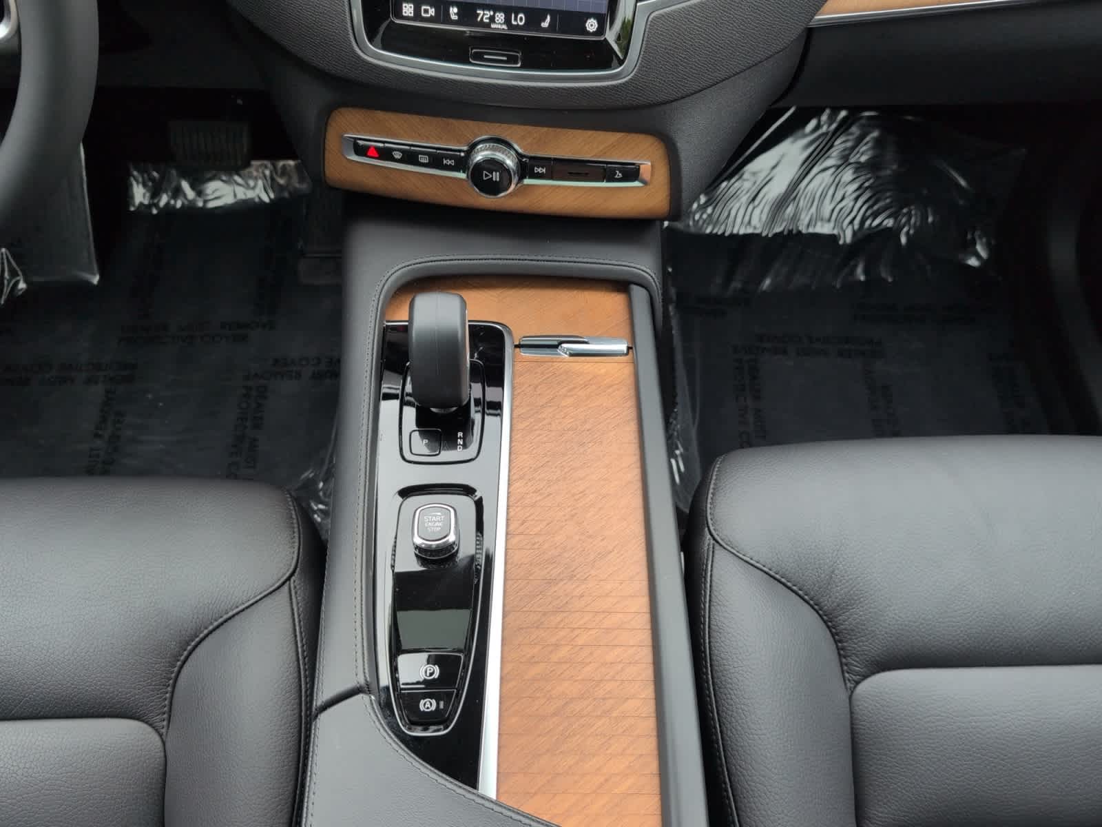 used 2024 Volvo XC90 car, priced at $52,998
