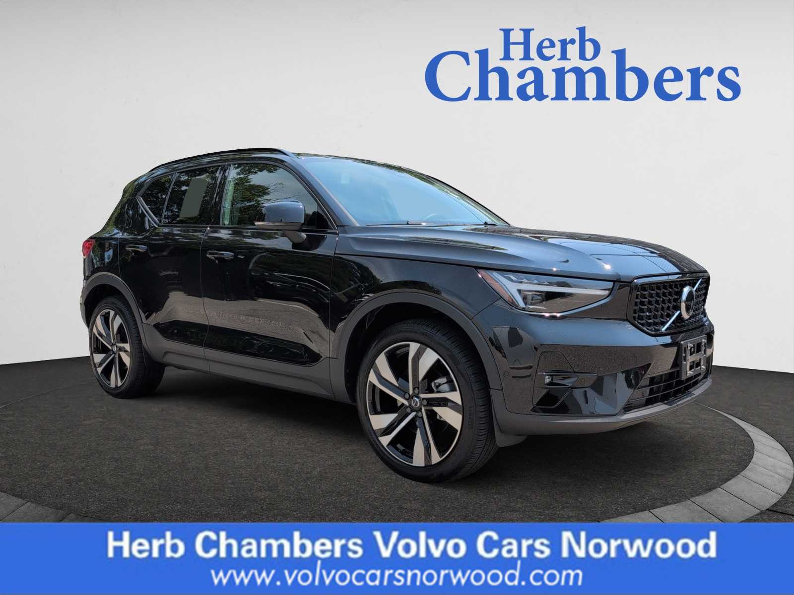 new 2024 Volvo XC40 car, priced at $52,410