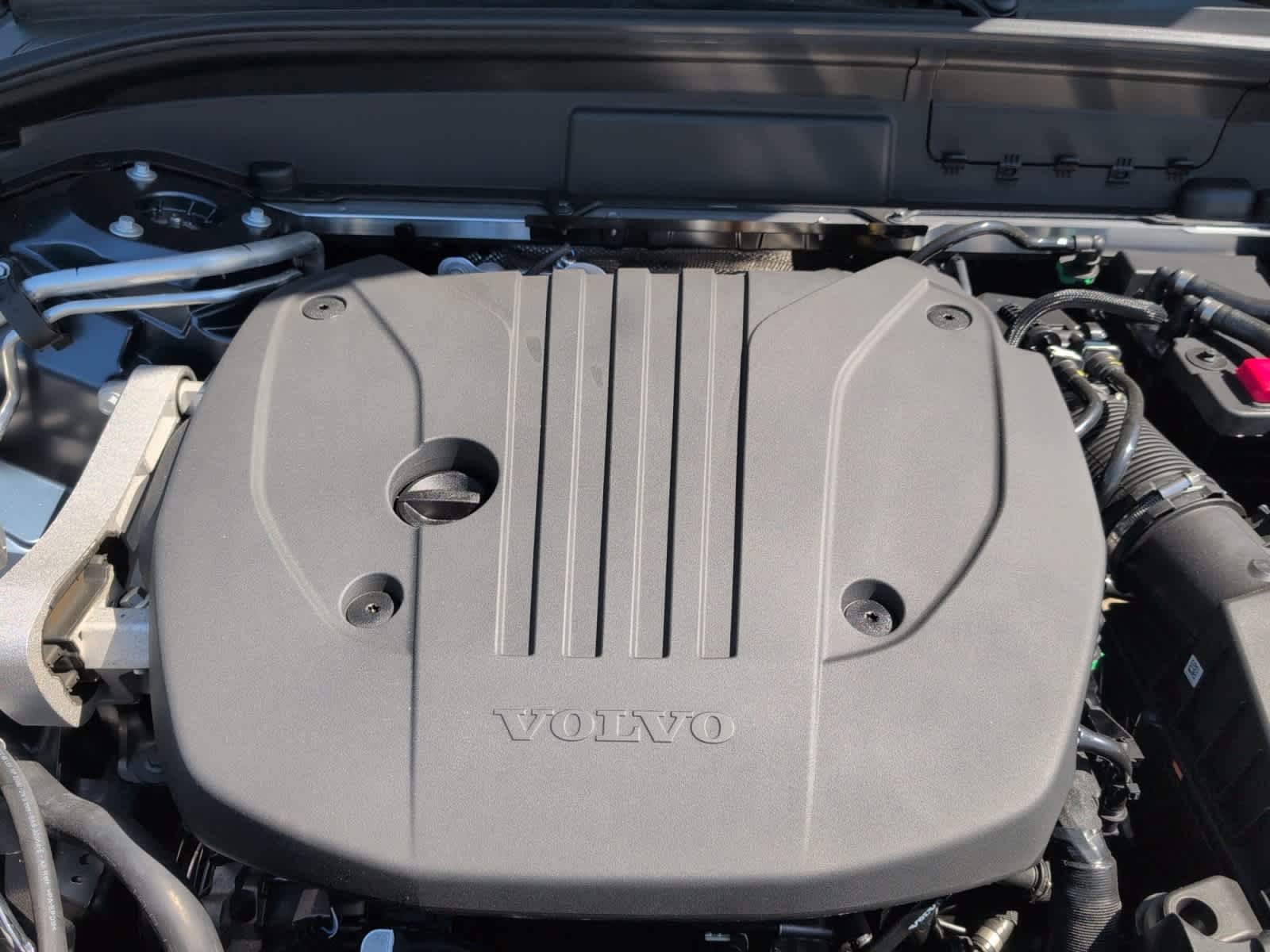 new 2025 Volvo XC60 car, priced at $56,505
