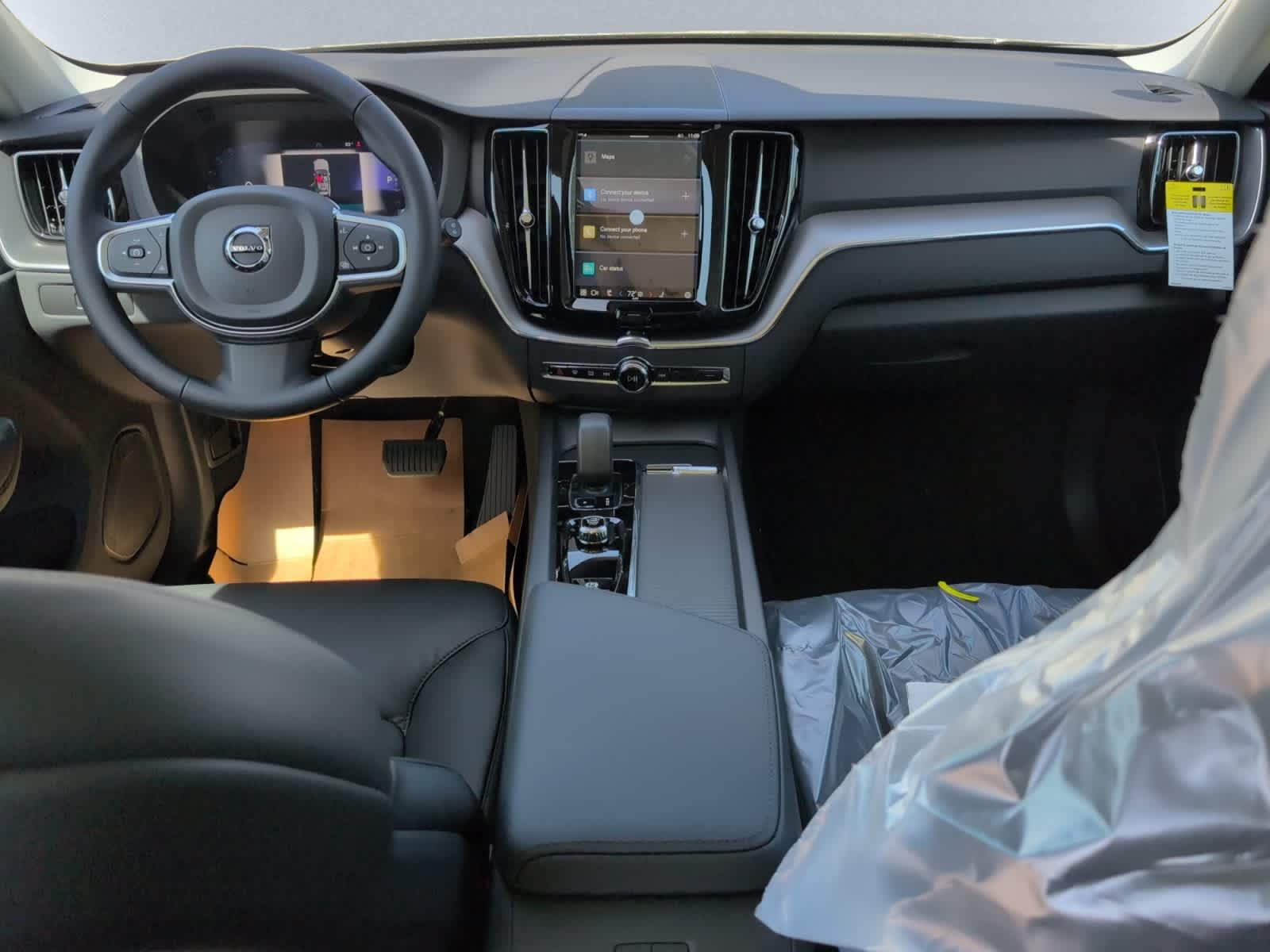 new 2025 Volvo XC60 car, priced at $50,300