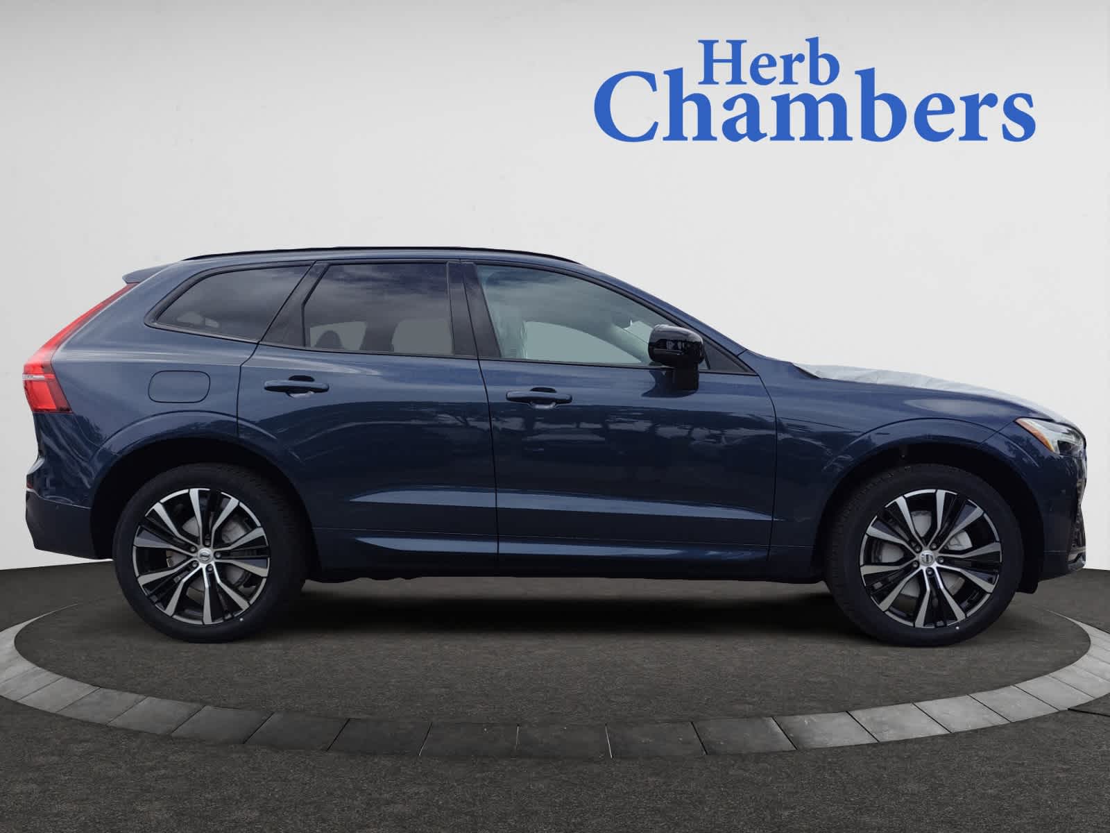 new 2024 Volvo XC60 car, priced at $55,345