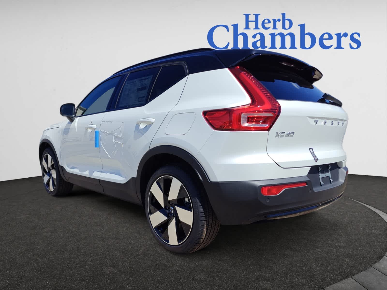 new 2024 Volvo XC40 Recharge Pure Electric car, priced at $61,525