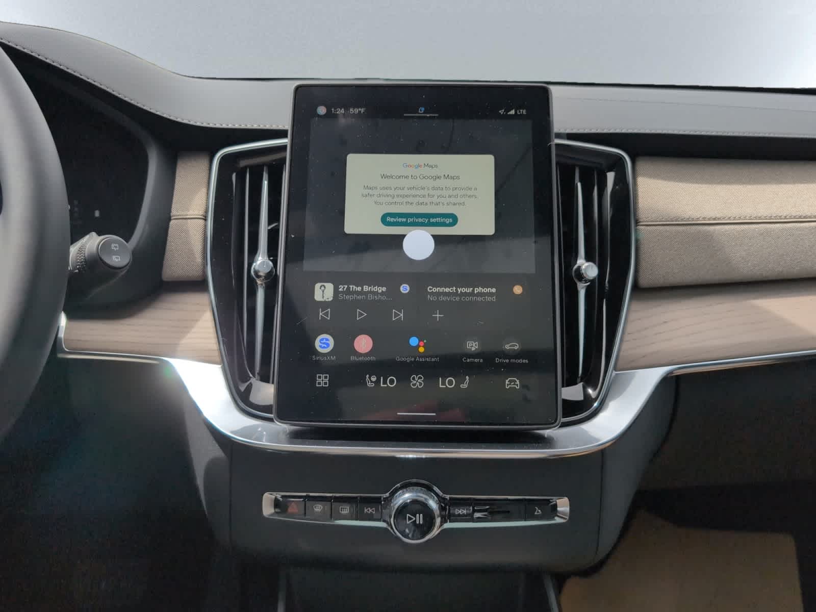 new 2025 Volvo XC90 car, priced at $60,545