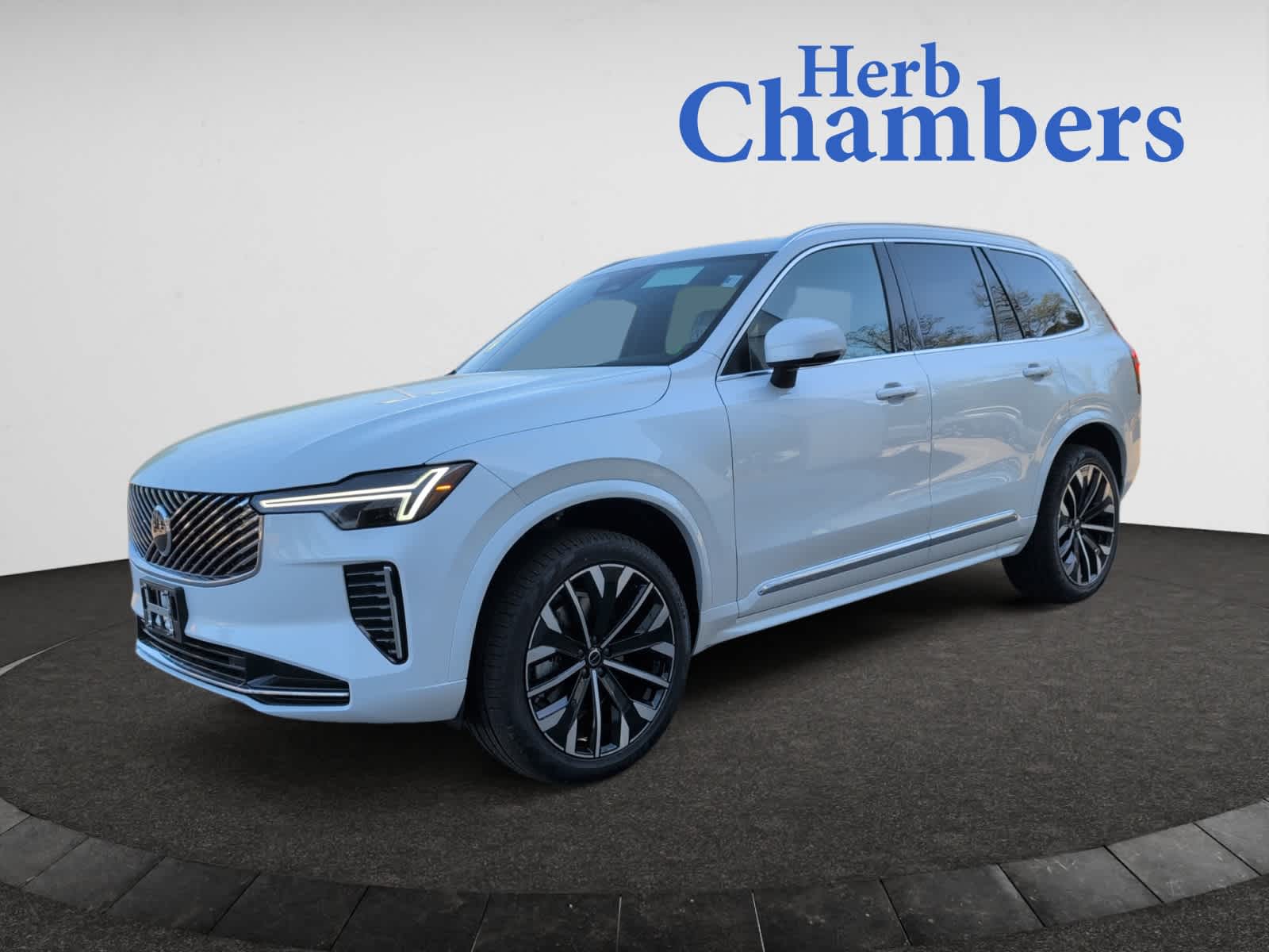 new 2025 Volvo XC90 car, priced at $60,545