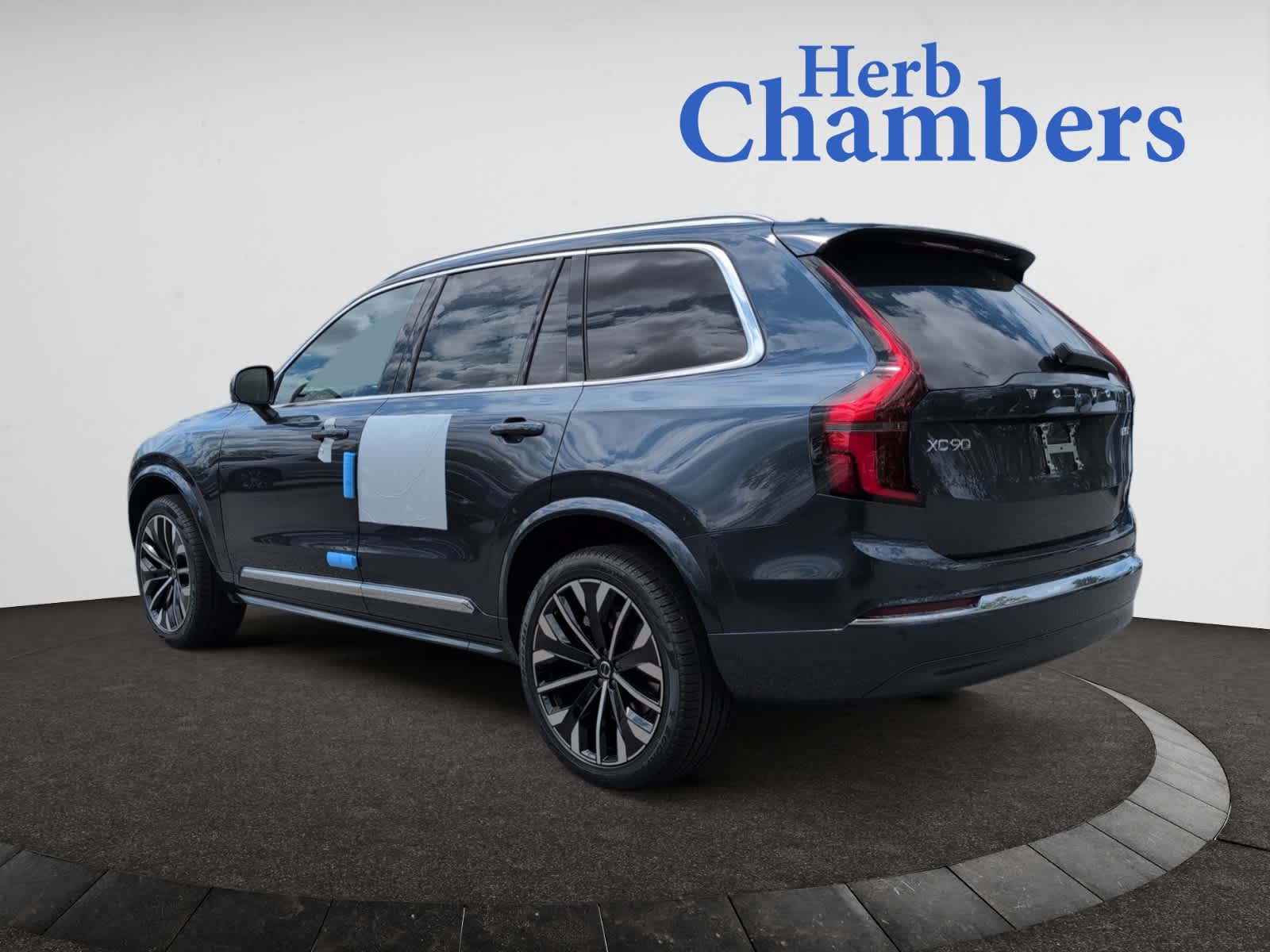 new 2025 Volvo XC90 car, priced at $60,545