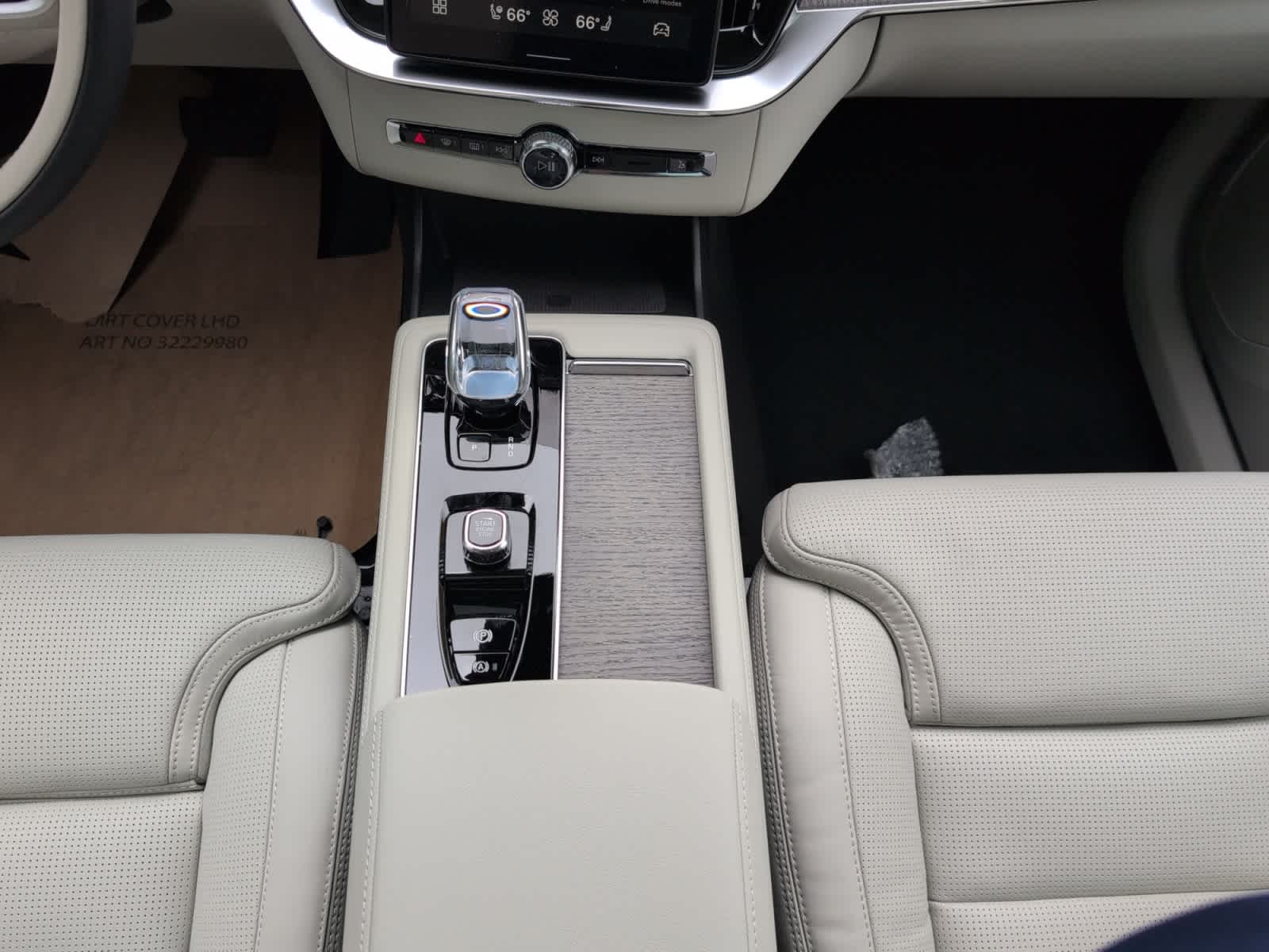 new 2026 Volvo XC90 car, priced at $85,705