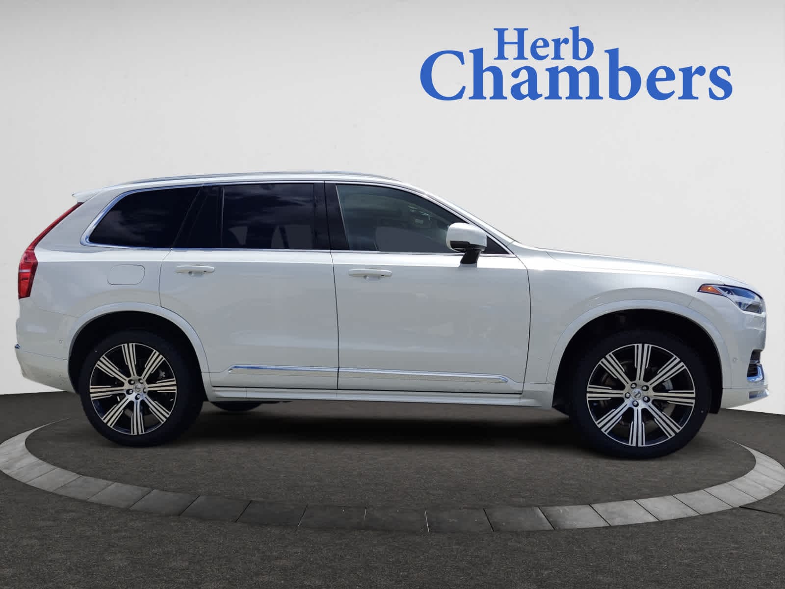 new 2024 Volvo XC90 car, priced at $71,395